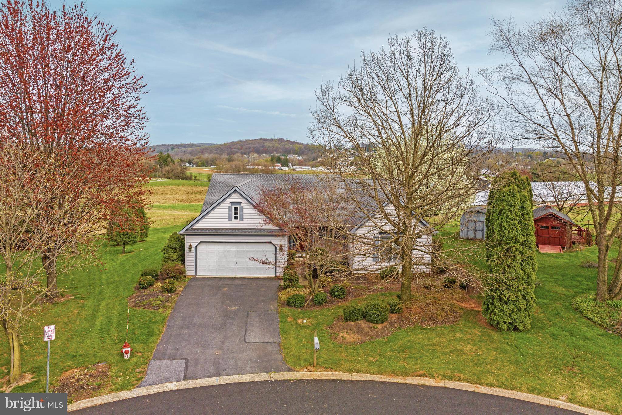 Reinholds, PA 17569,45 CEDAR CT