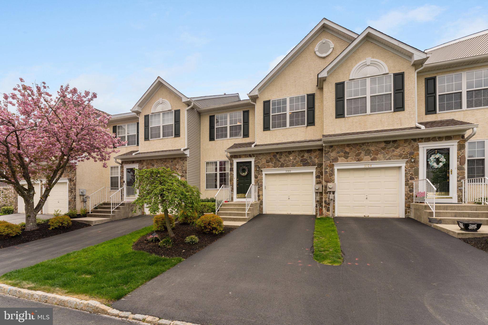 Newtown Square, PA 19073,3103 TALL OAKS LN