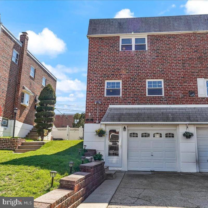 Philadelphia, PA 19154,115 MEADOW LN