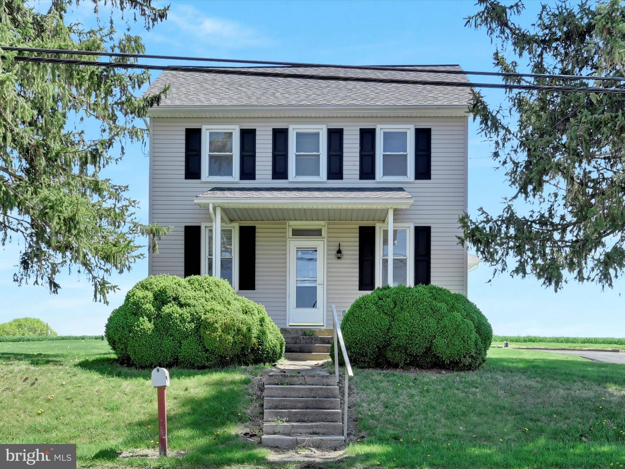 Pequea, PA 17565,719 MARTICVILLE RD