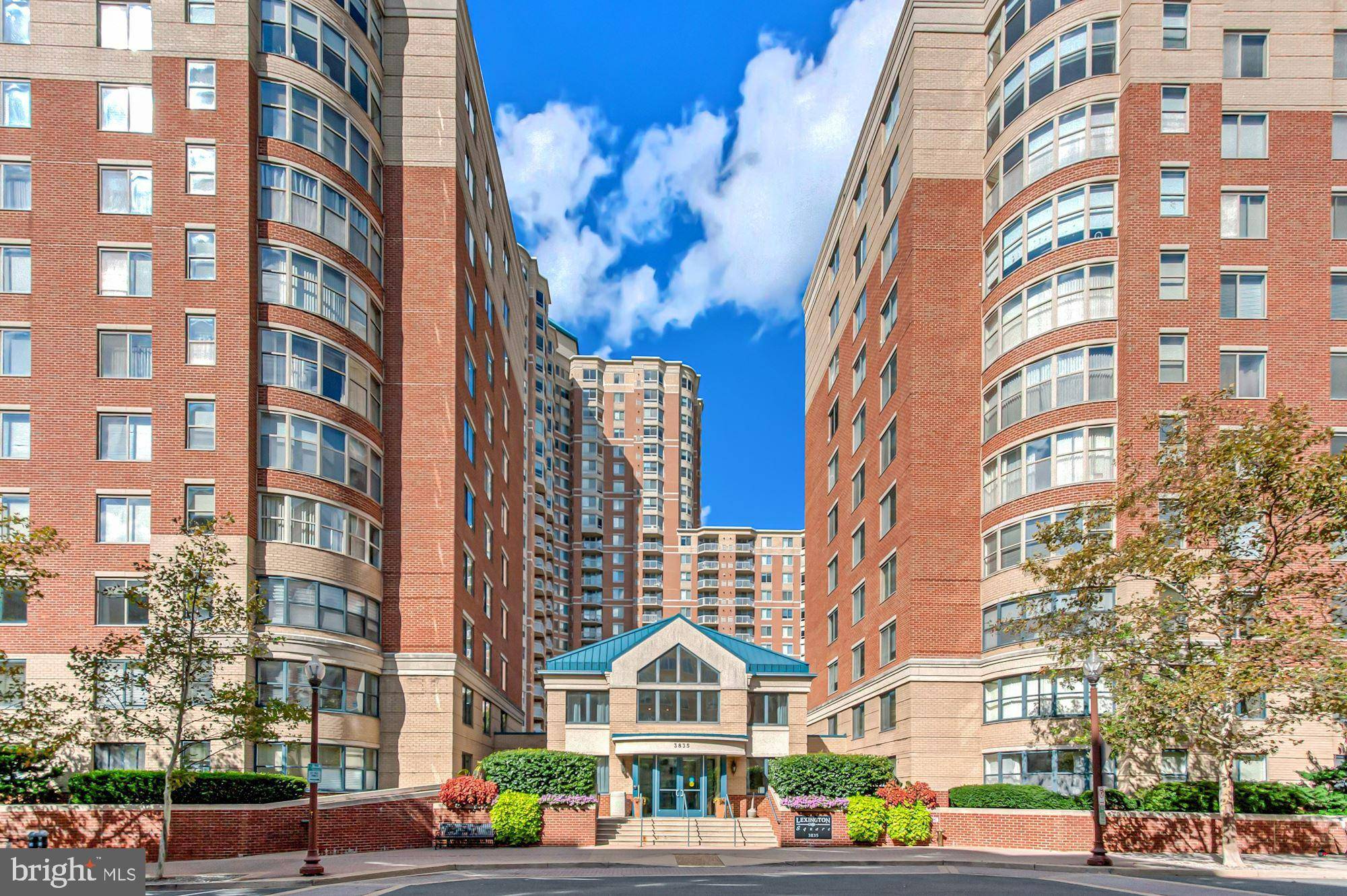 Arlington, VA 22203,3835 9TH ST N #310W