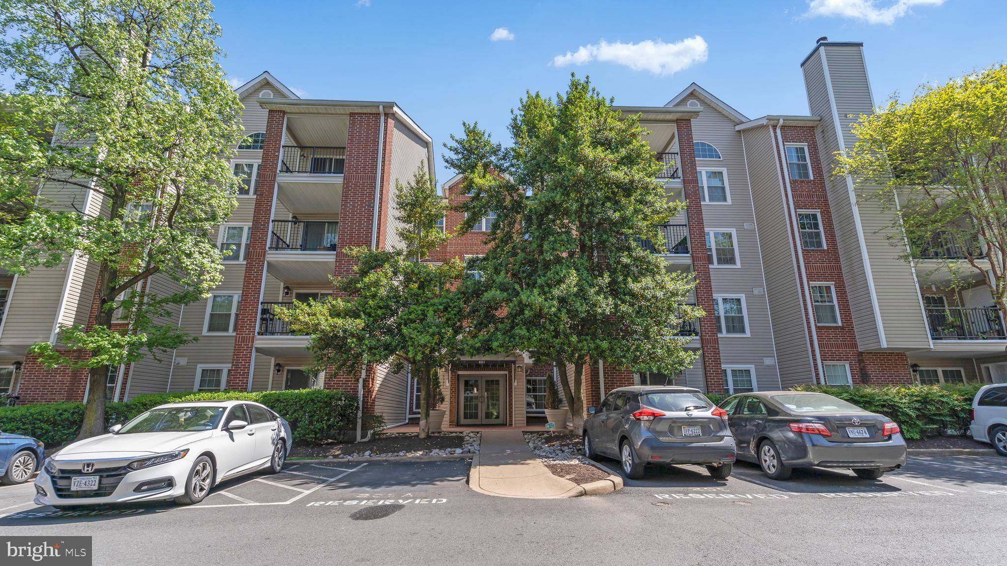 Alexandria, VA 22302,3311 WYNDHAM CIR #1192