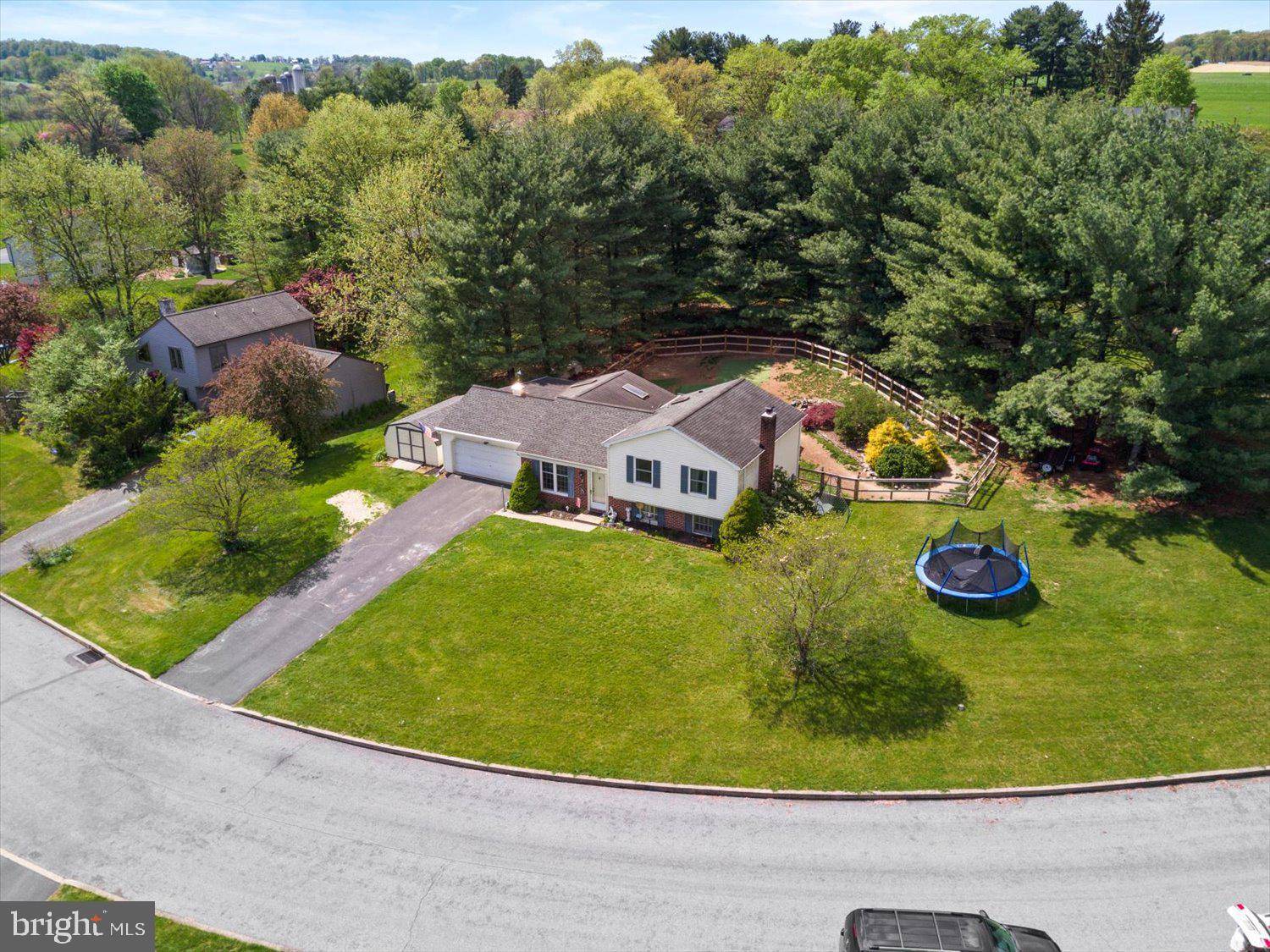 Manheim, PA 17545,207 MOYER RIDGE DR