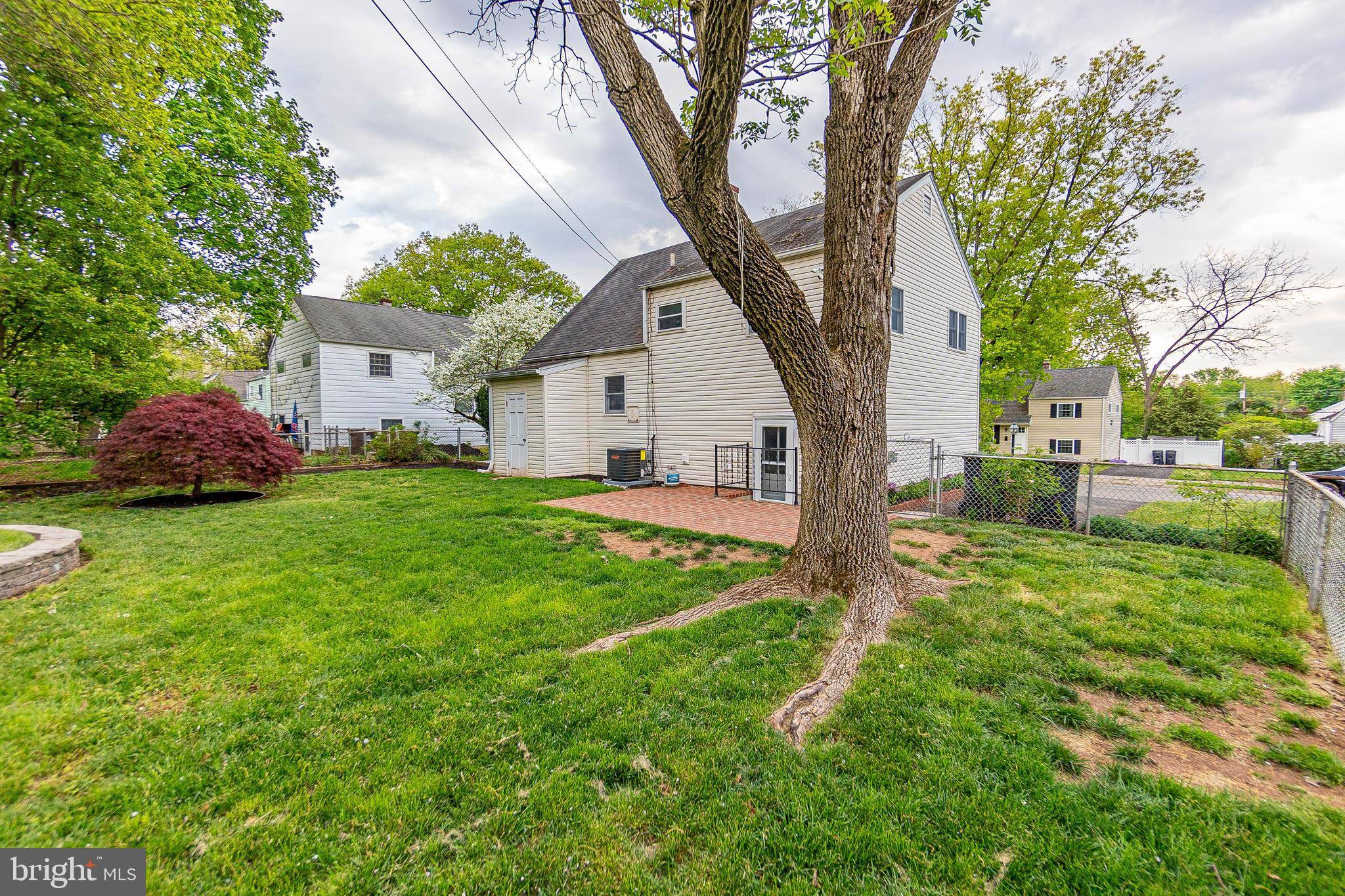 Phoenixville, PA 19460,64 ROBARTS DR