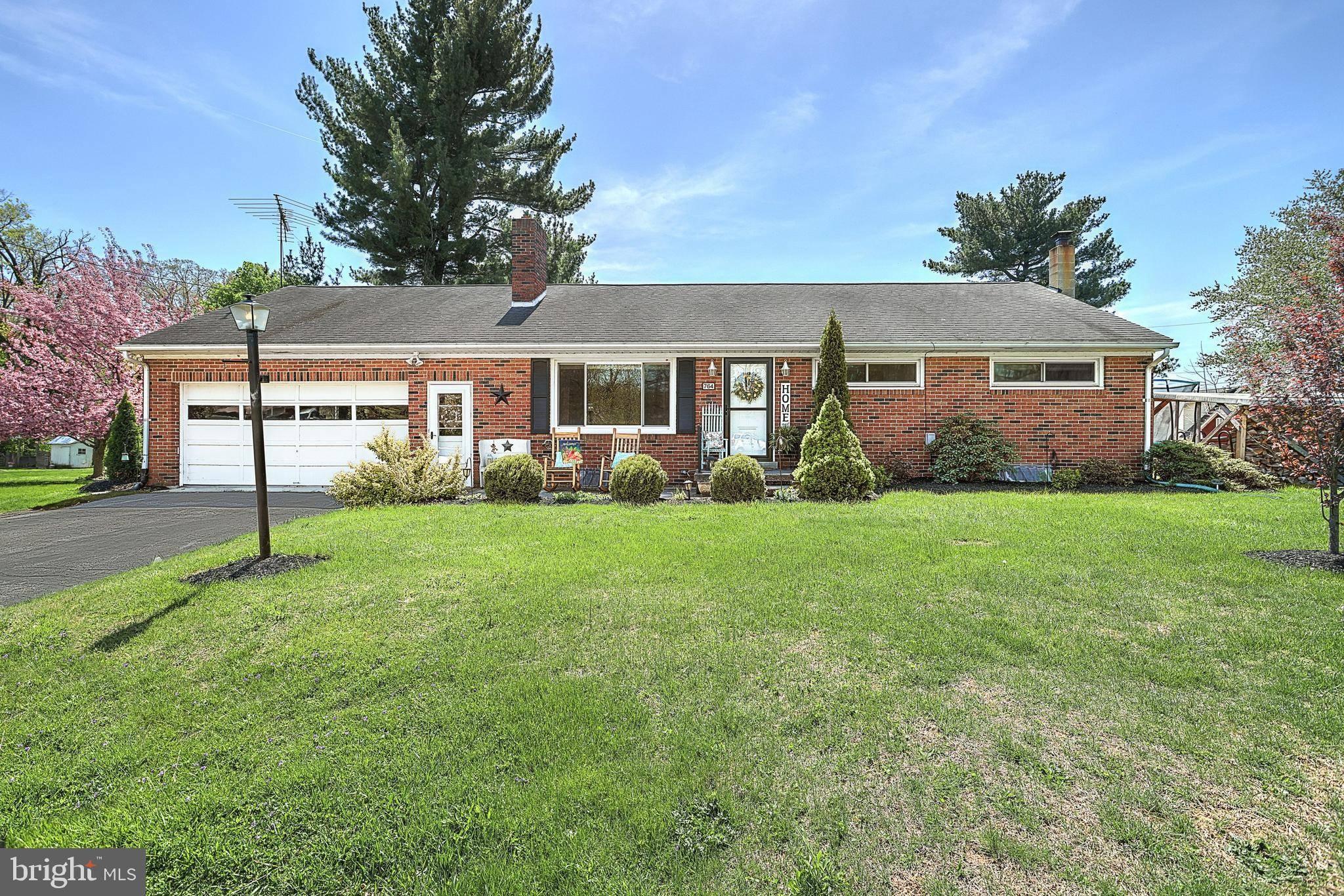 Hanover, PA 17331,764 FAIRVIEW DR