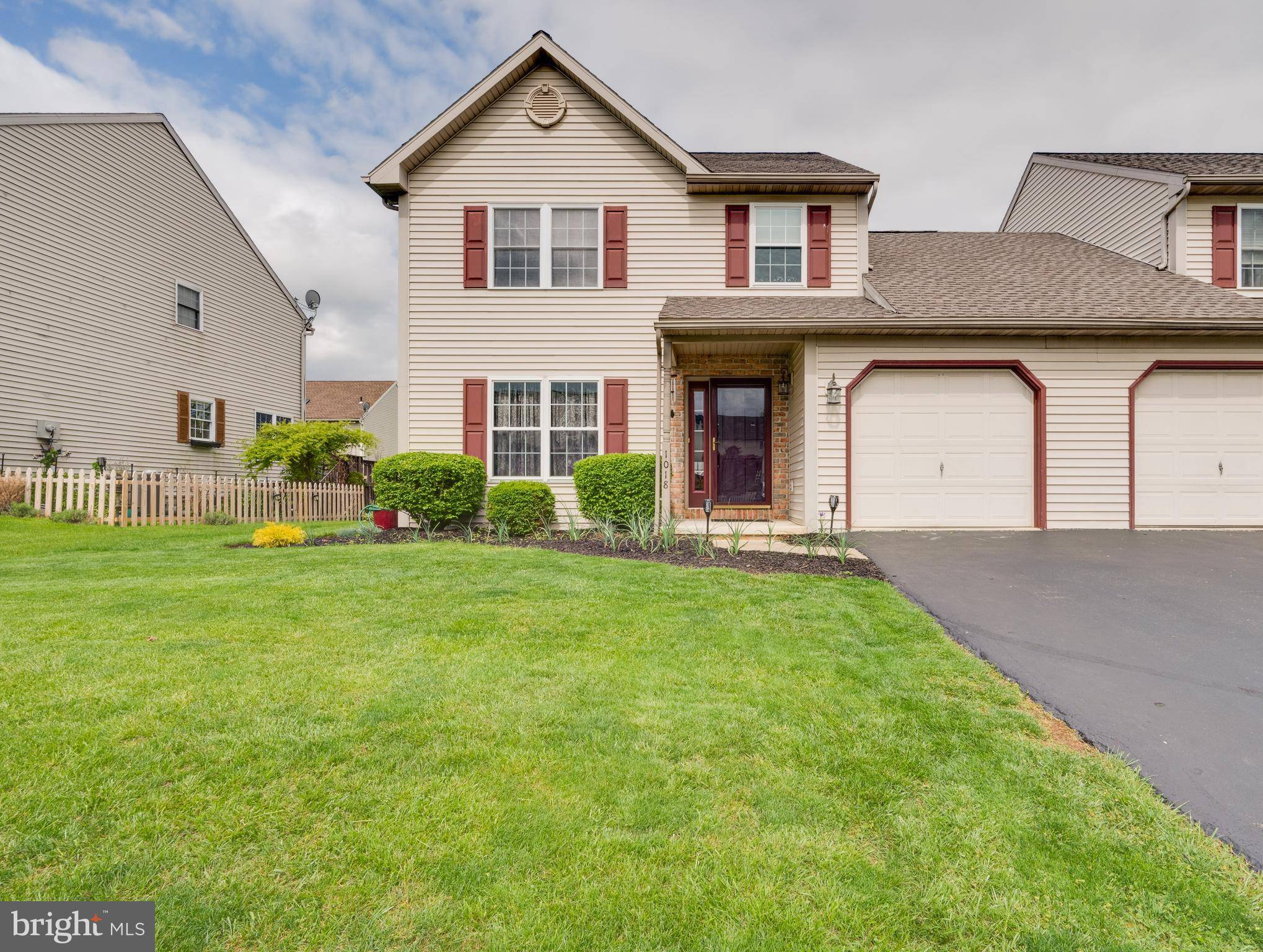 Reading, PA 19605,1018 ITHICA ST