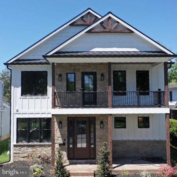 Hershey, PA 17033,207 MAPLE AVE