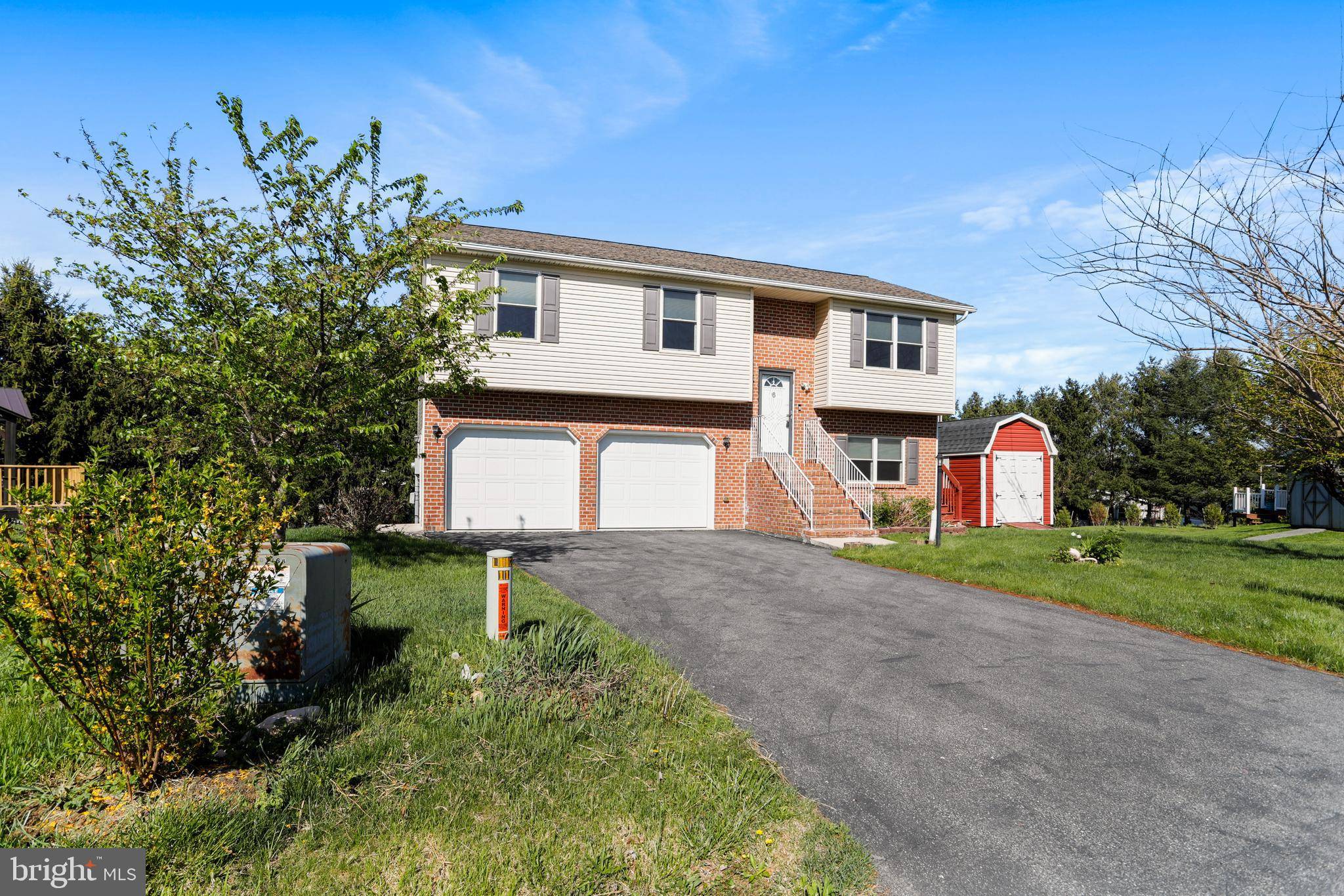 Shippensburg, PA 17257,6 HOLLY CT