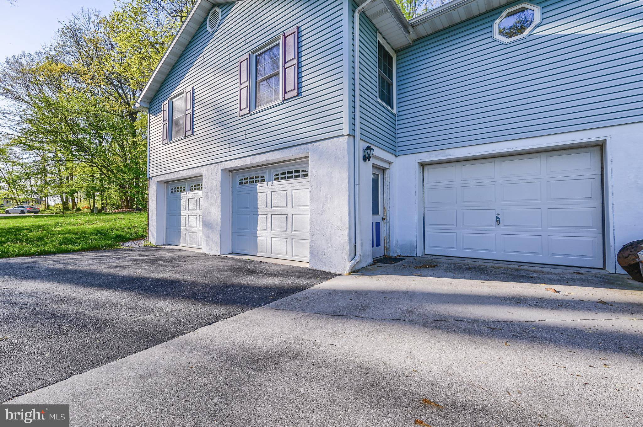 Spring Grove, PA 17362,6500 POTTER CT