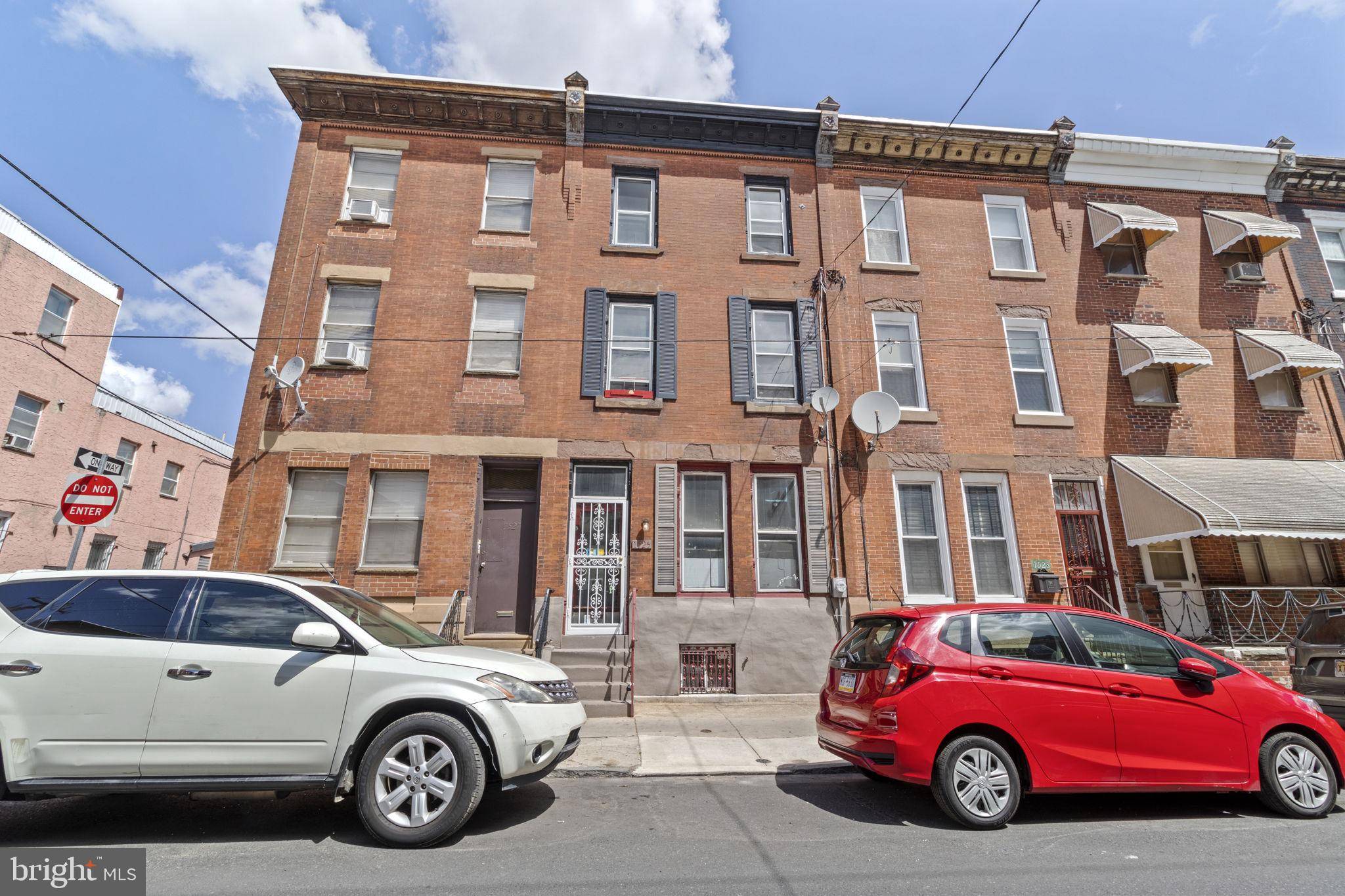 Philadelphia, PA 19145,1525 MORRIS ST