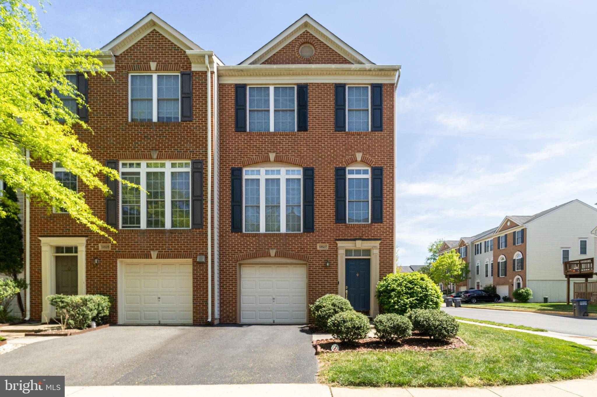 Centreville, VA 20120,13527 LAVENDER MIST LN