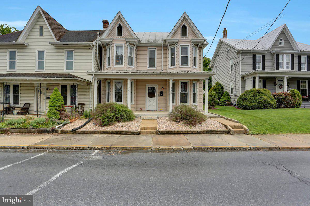 Shippensburg, PA 17257,230 E ORANGE ST