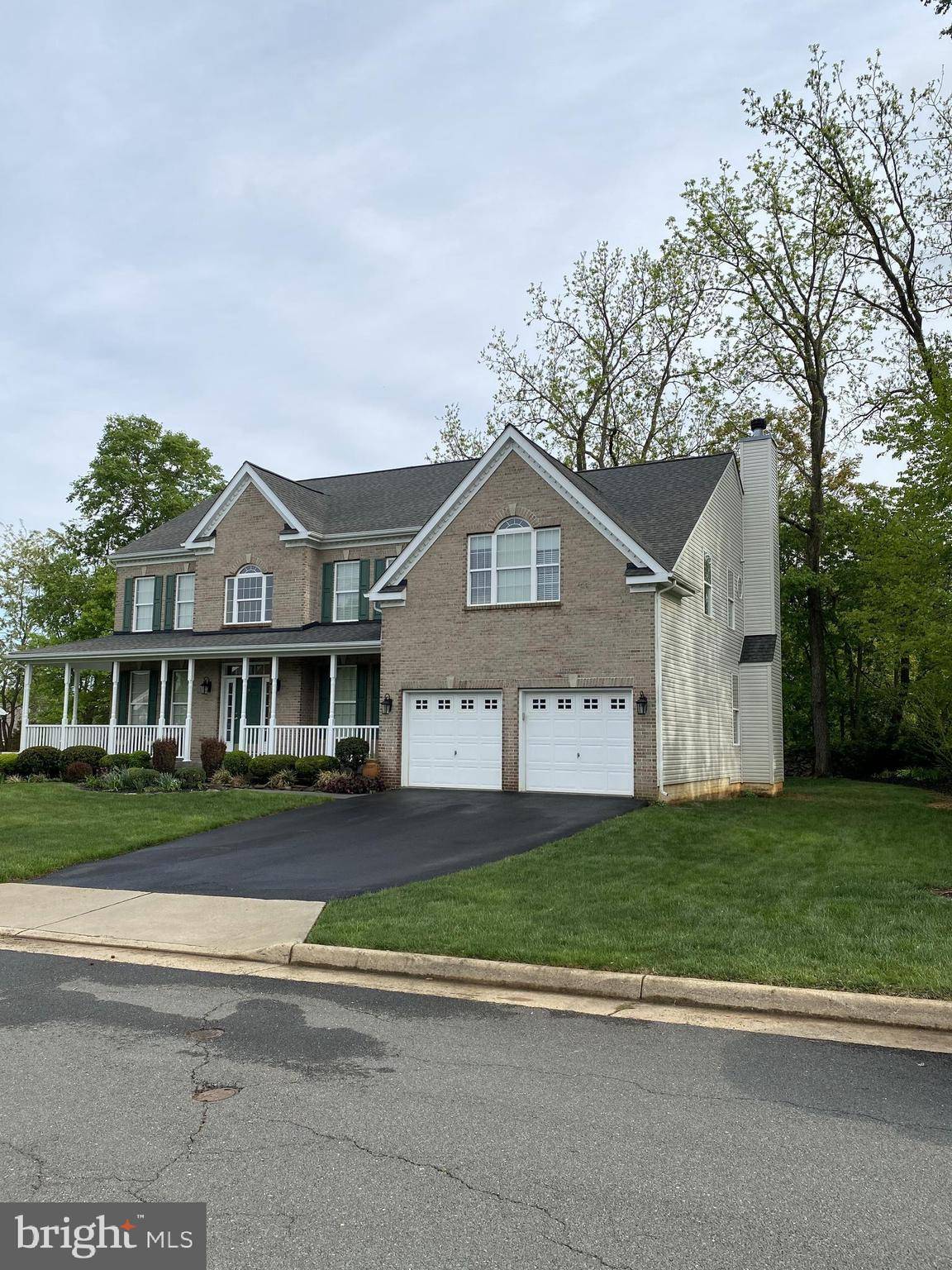 Round Hill, VA 20141,35533 COLLINGTON DR