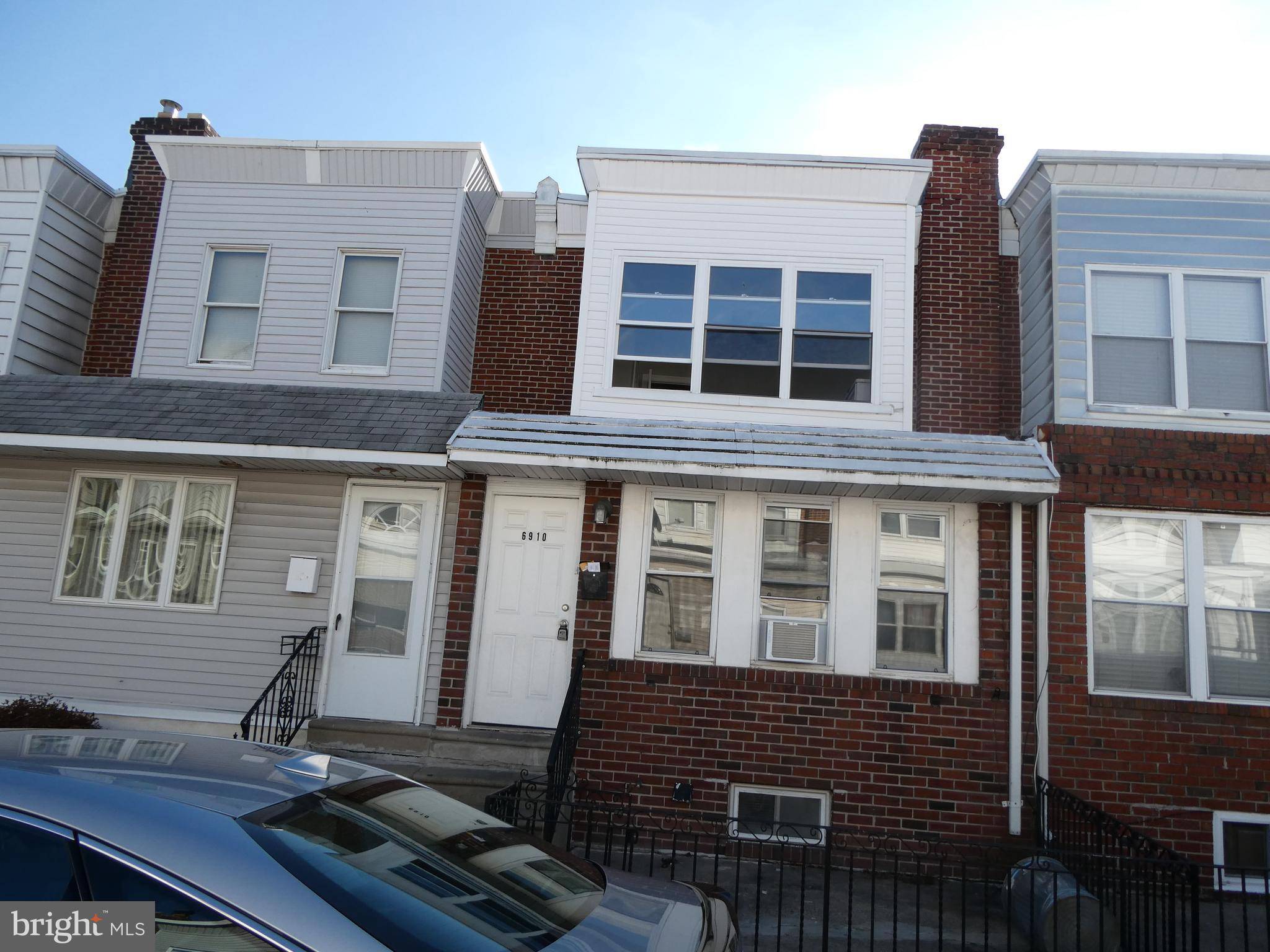 Philadelphia, PA 19142,6910 GARMAN ST