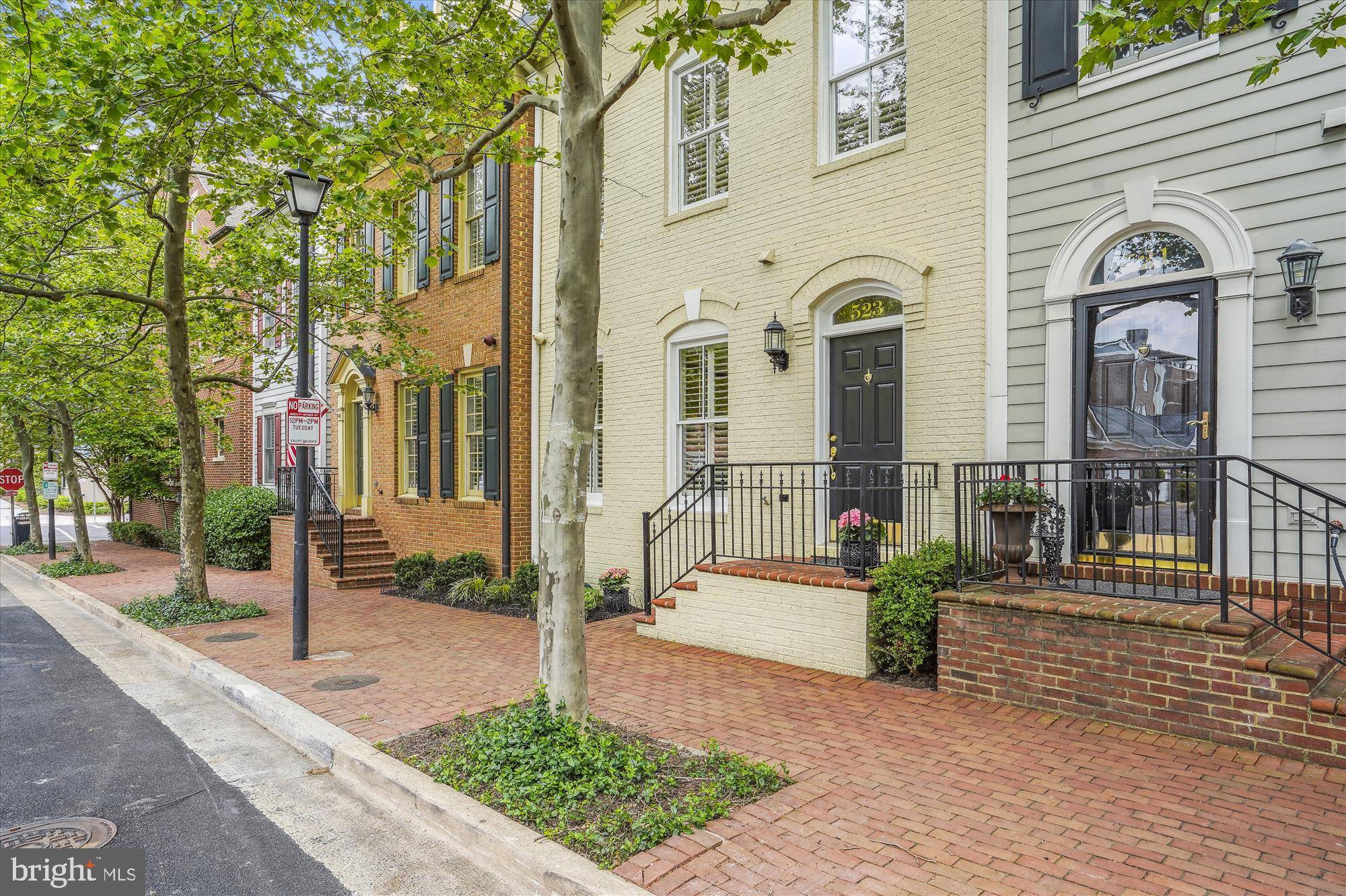 Alexandria, VA 22314,523 N PITT ST