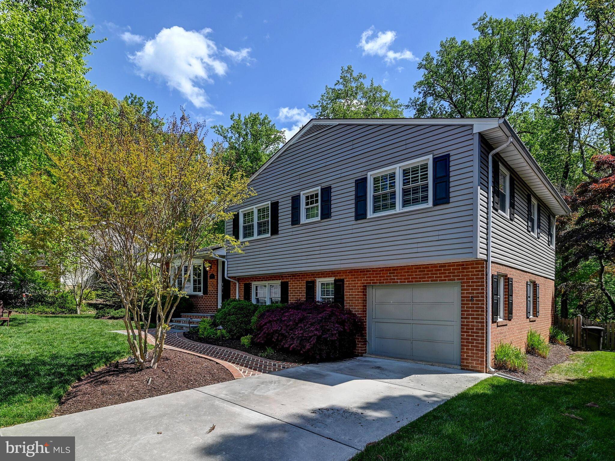 Lutherville Timonium, MD 21093,15 ROLLING GREENS CT