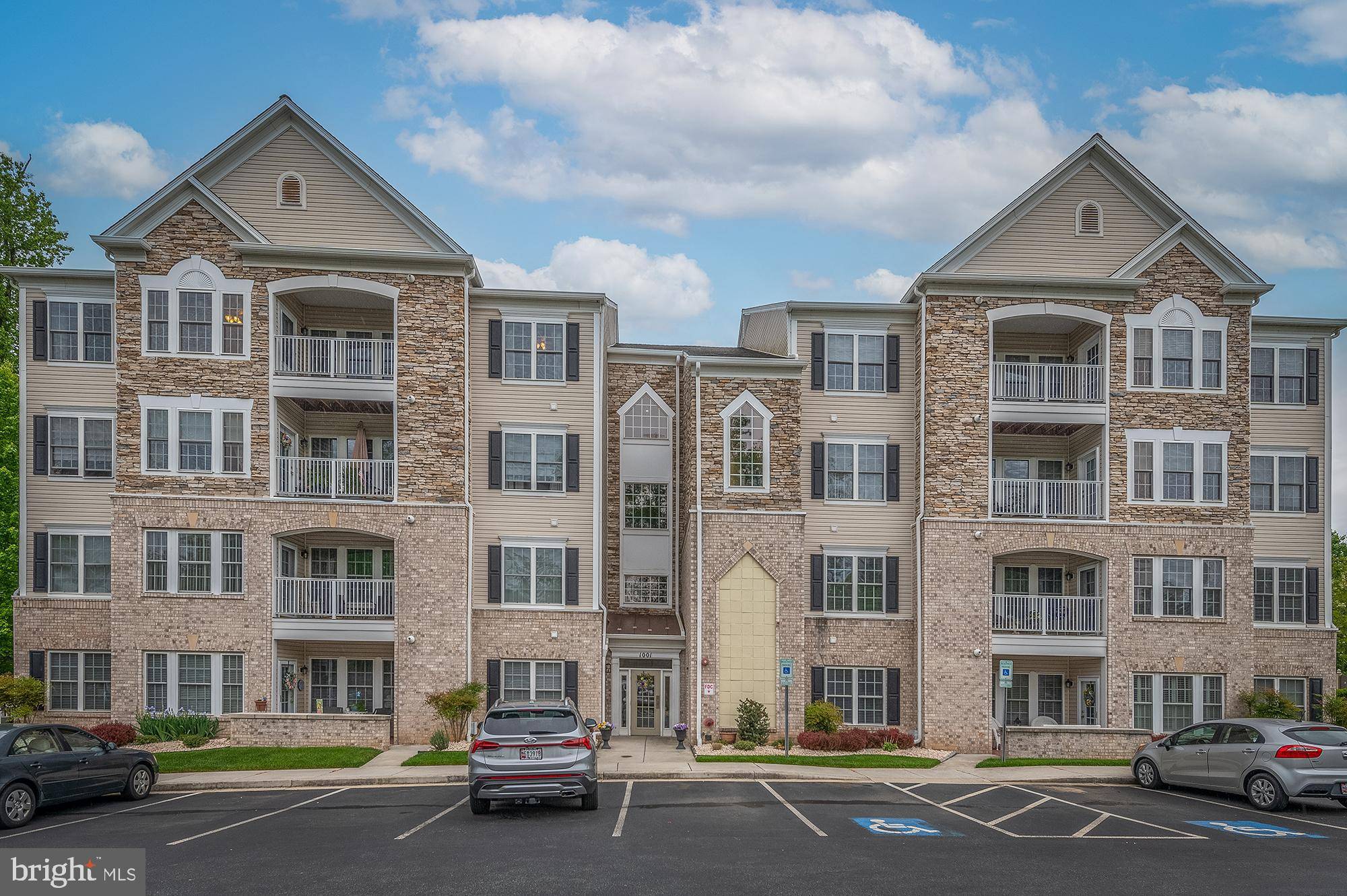 Bel Air, MD 21014,1001-N RUNNING CREEK WAY #13