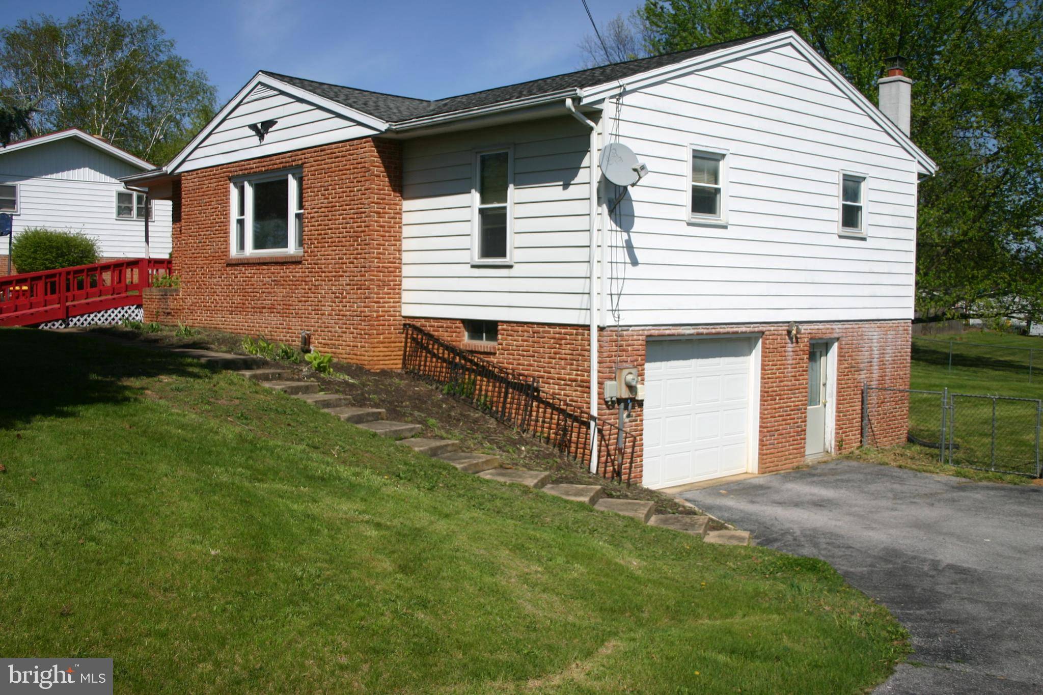 Shippensburg, PA 17257,116 WILLOW DR