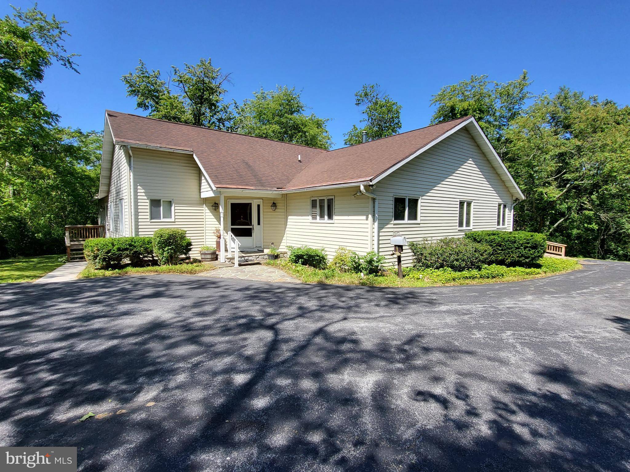 Orrtanna, PA 17353,60 BERRY PATCH LN