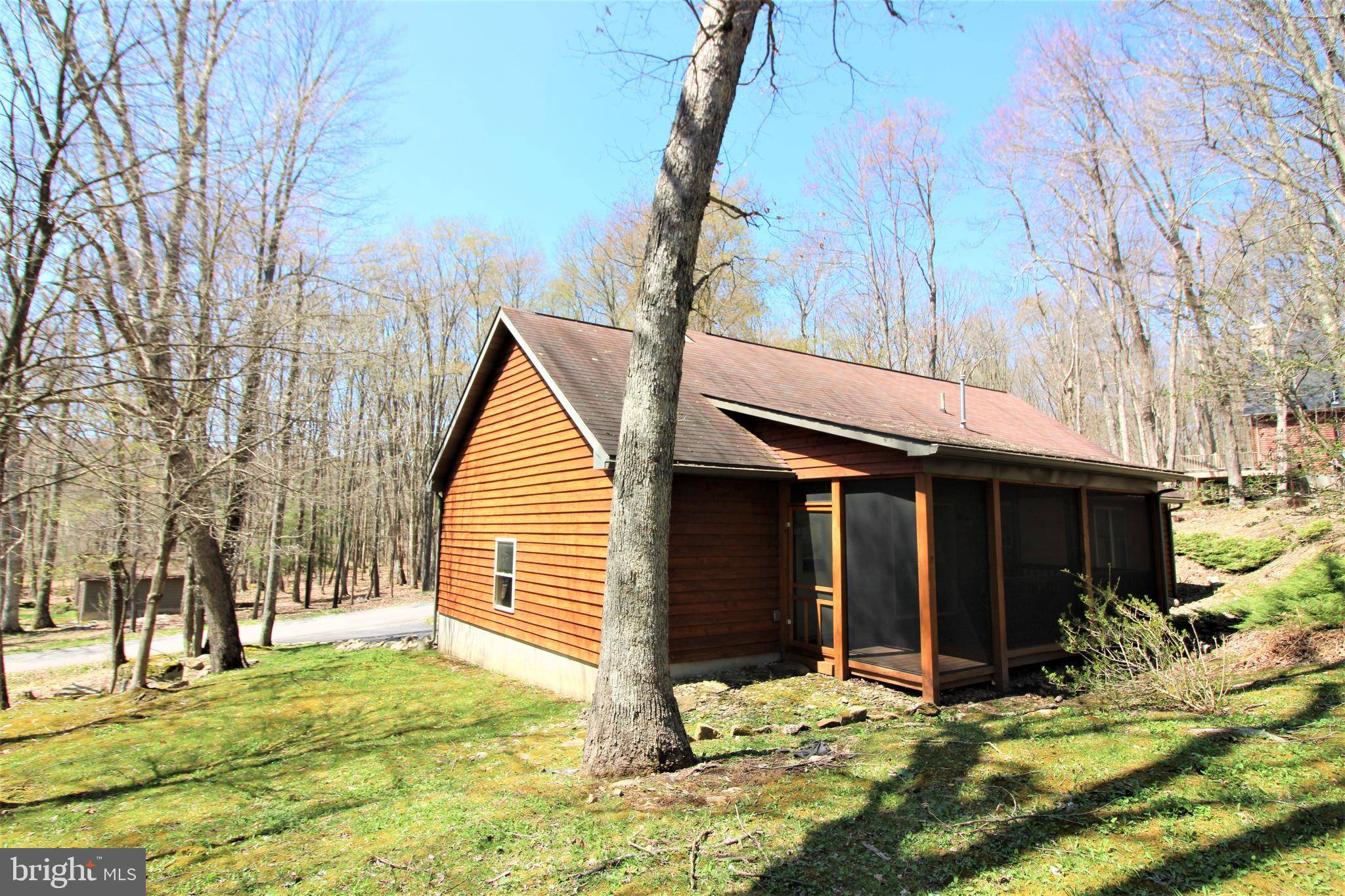 Terra Alta, WV 26764,56 GOLDFINCH LN