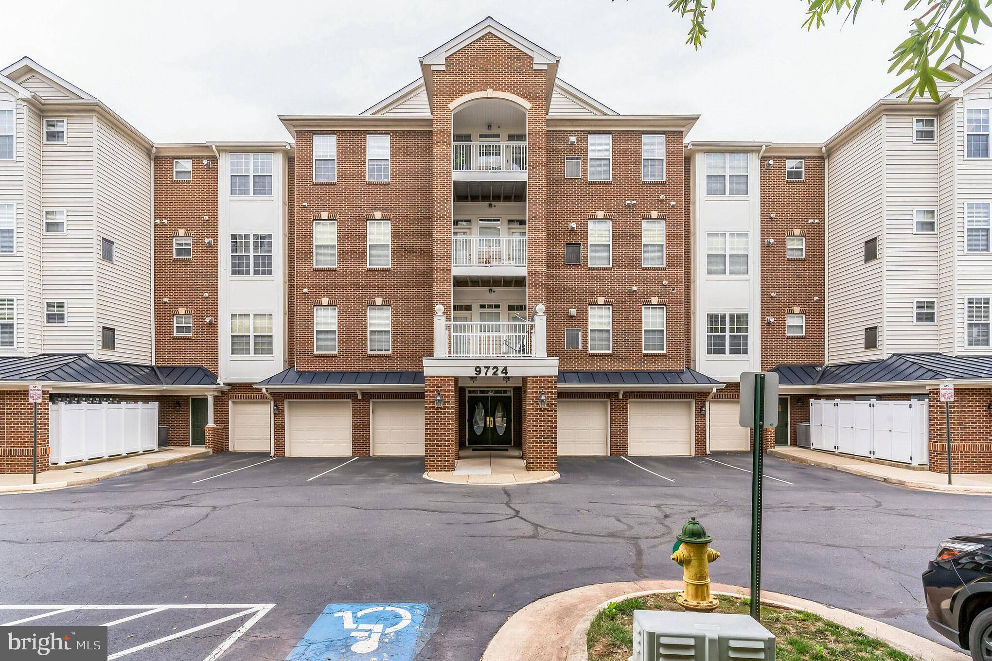 Manassas Park, VA 20111,9724 HOLMES PL #UNIT 307