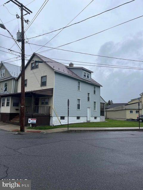 Tyrone, PA 16686,104 7TH ST