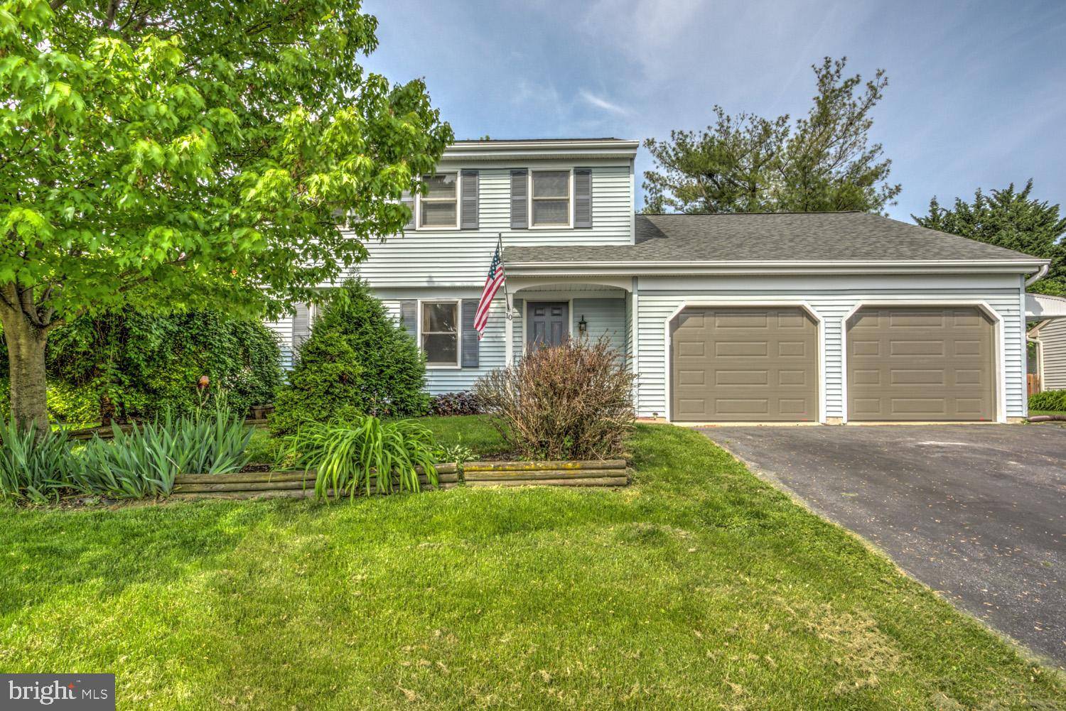 Ephrata, PA 17522,10 MARKET VIEW DR