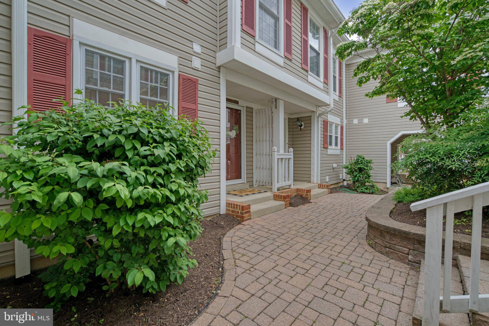 Arlington, VA 22206,2923 S WOODSTOCK ST #B