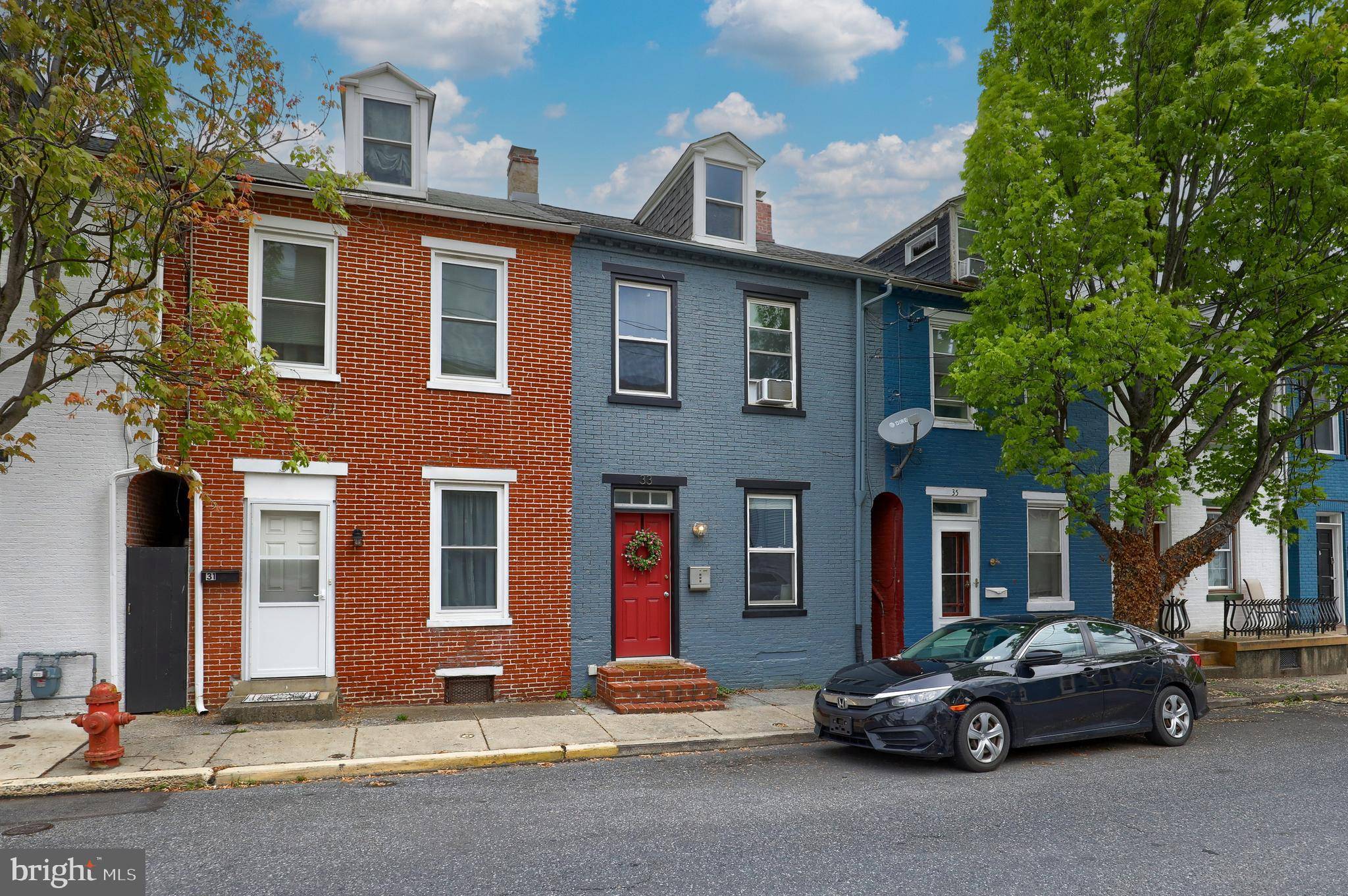 Lancaster, PA 17602,33 E FREDERICK ST