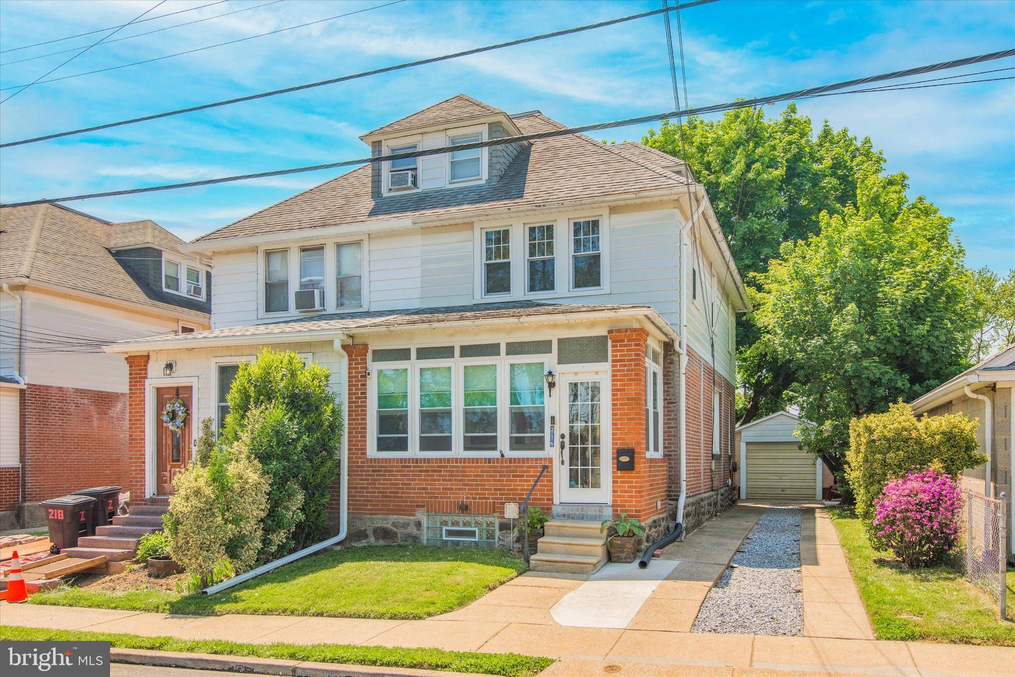 Clifton Heights, PA 19018,216 HOLLY ST