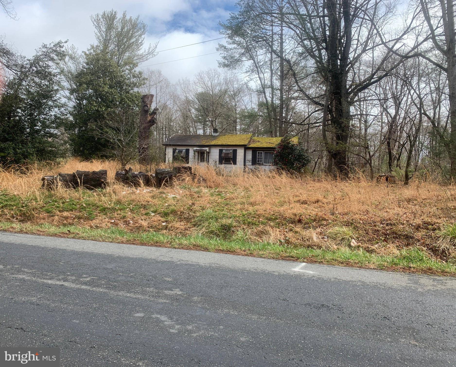 Reva, VA 22735,2226 RIDGEVIEW RD