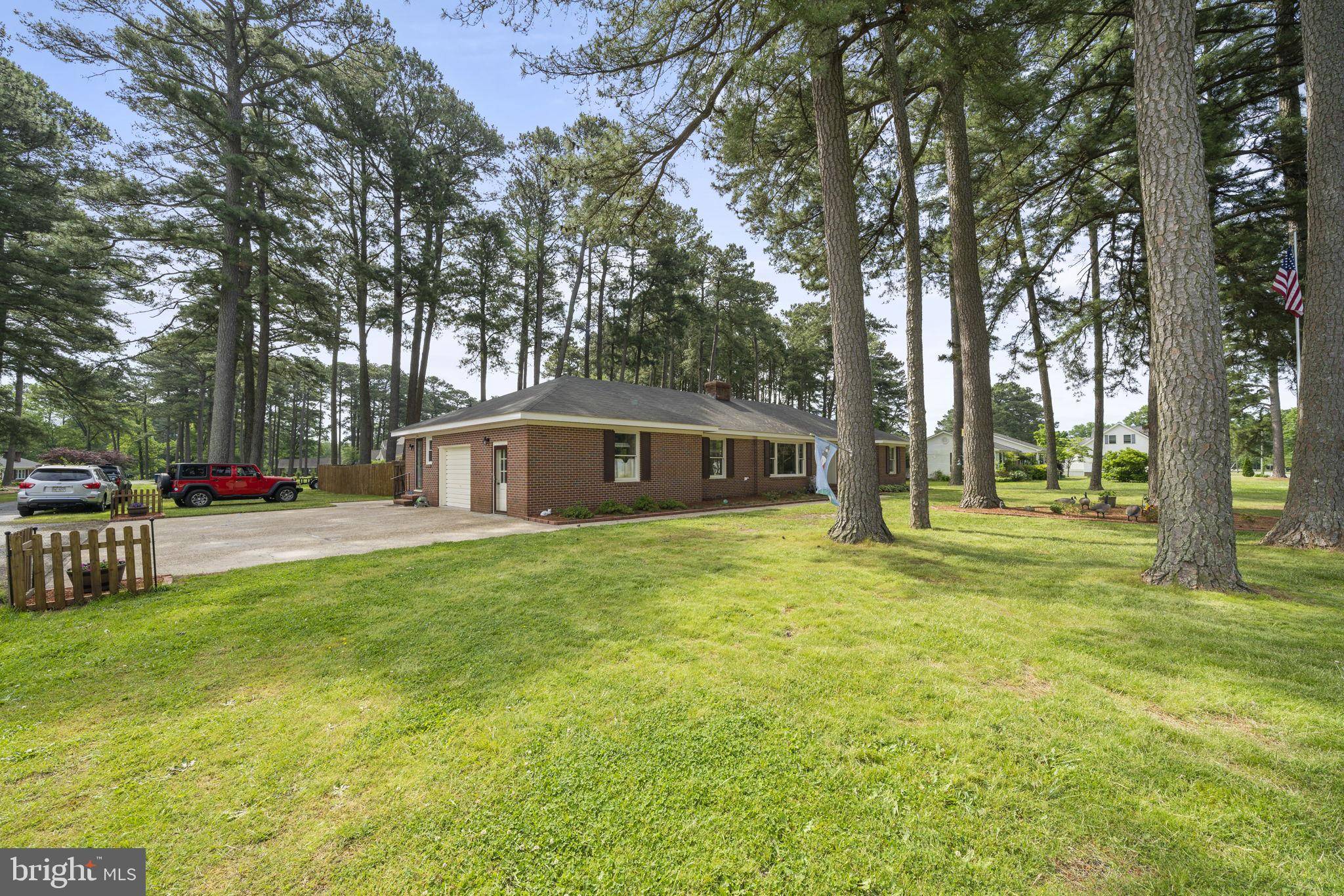 Reedville, VA 22539,213 SUTTON AVE