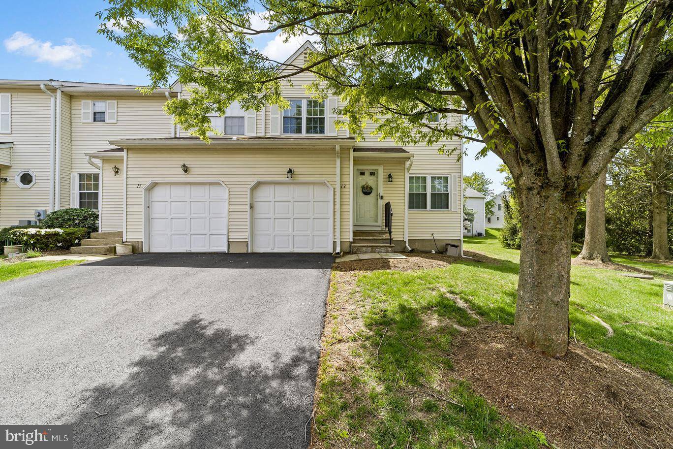 Ewing, NJ 08628,19 REVERE CT