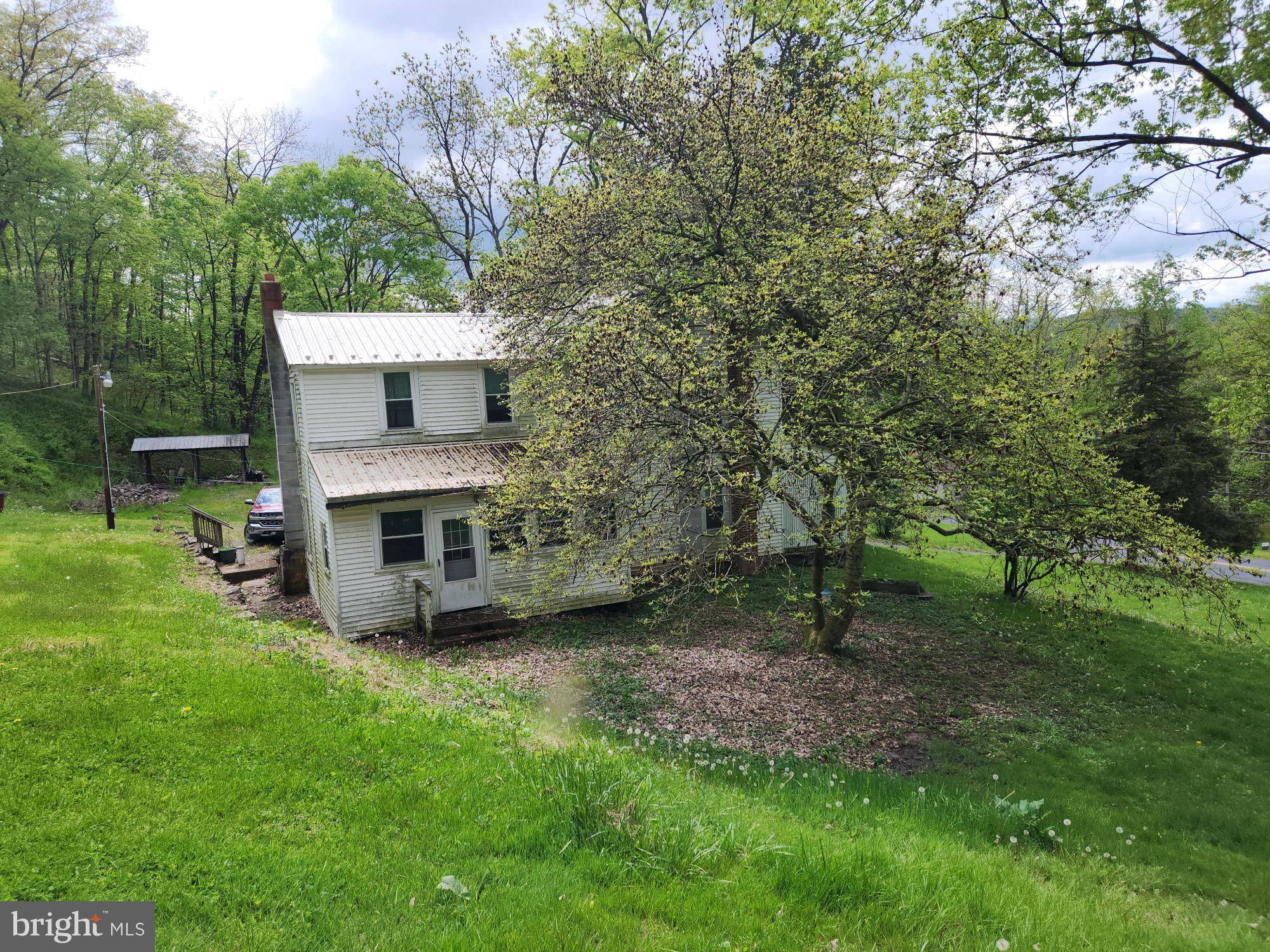 Mifflintown, PA 17059,10281 LICKING CREEK RD