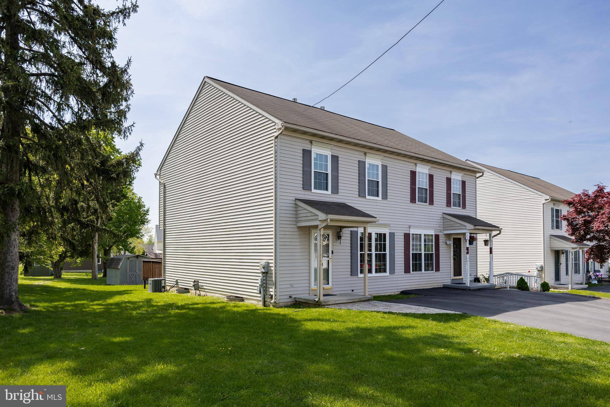 Honey Brook, PA 19344,968 MAPLE ST