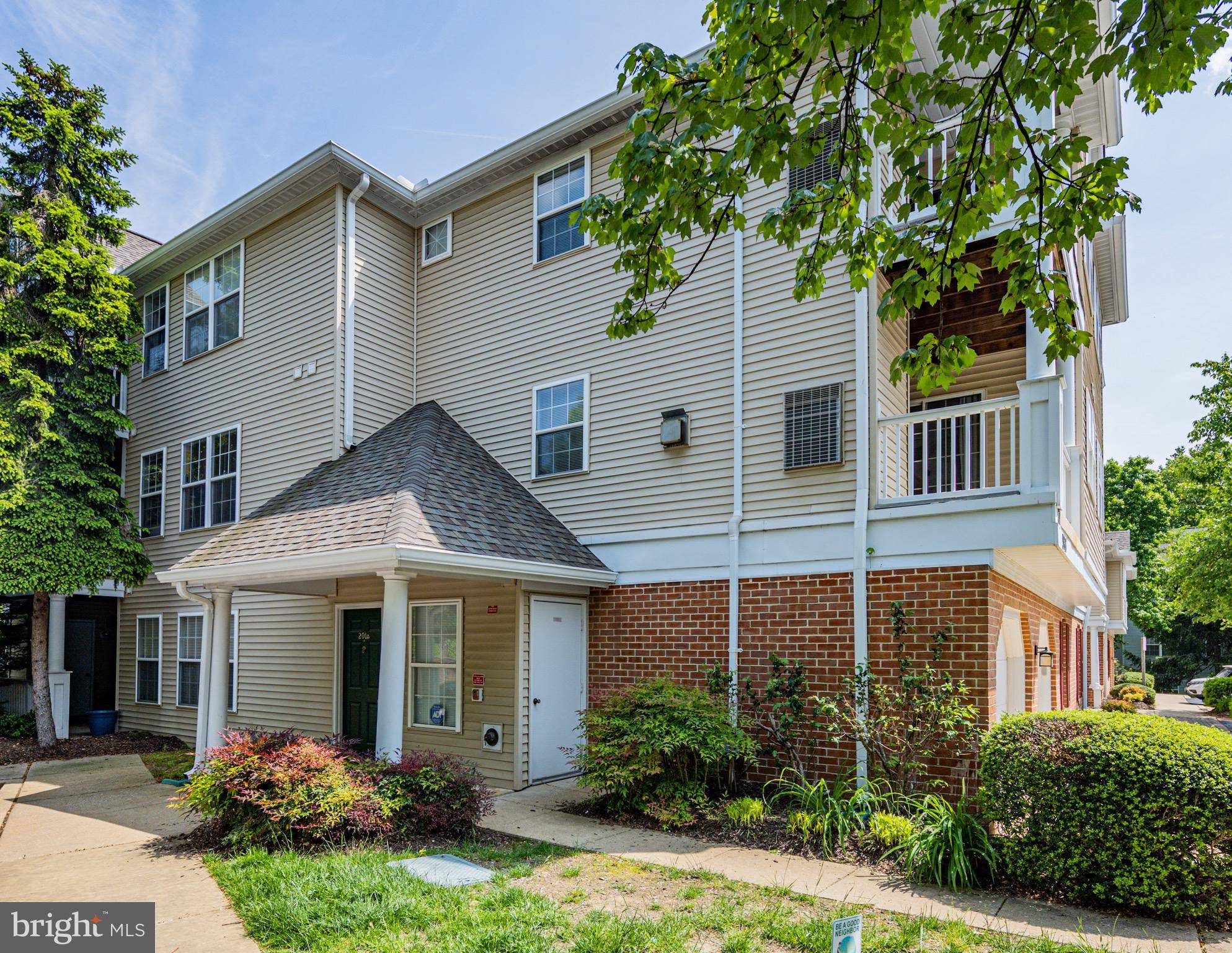 Columbia, MD 21044,5816 WYNDHAM CIR #201