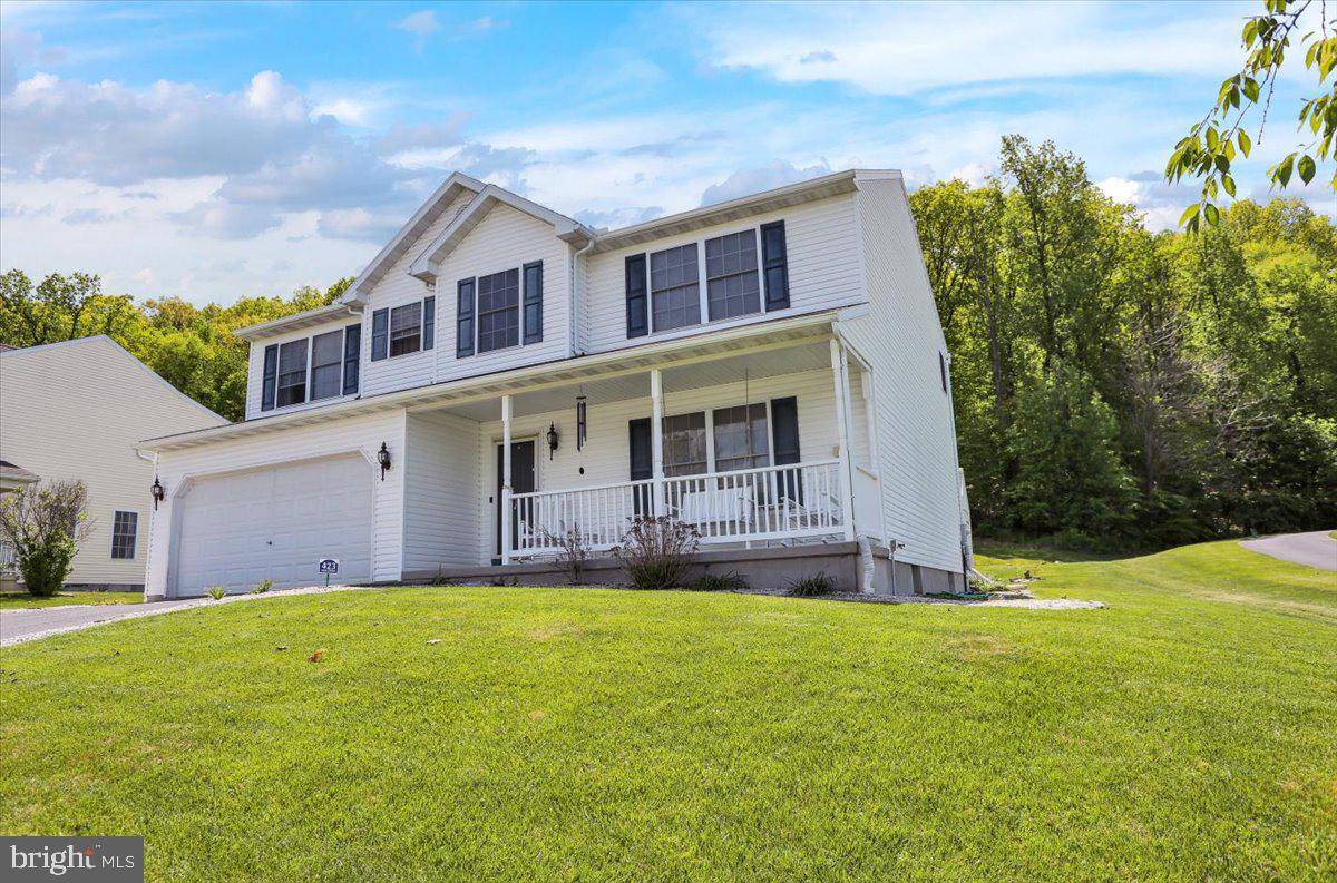 Blandon, PA 19510,423 ACER DR