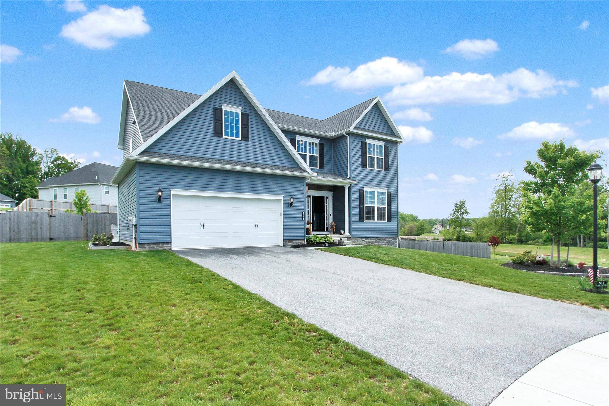 Hanover, PA 17331,208 FIELDSTONE DR