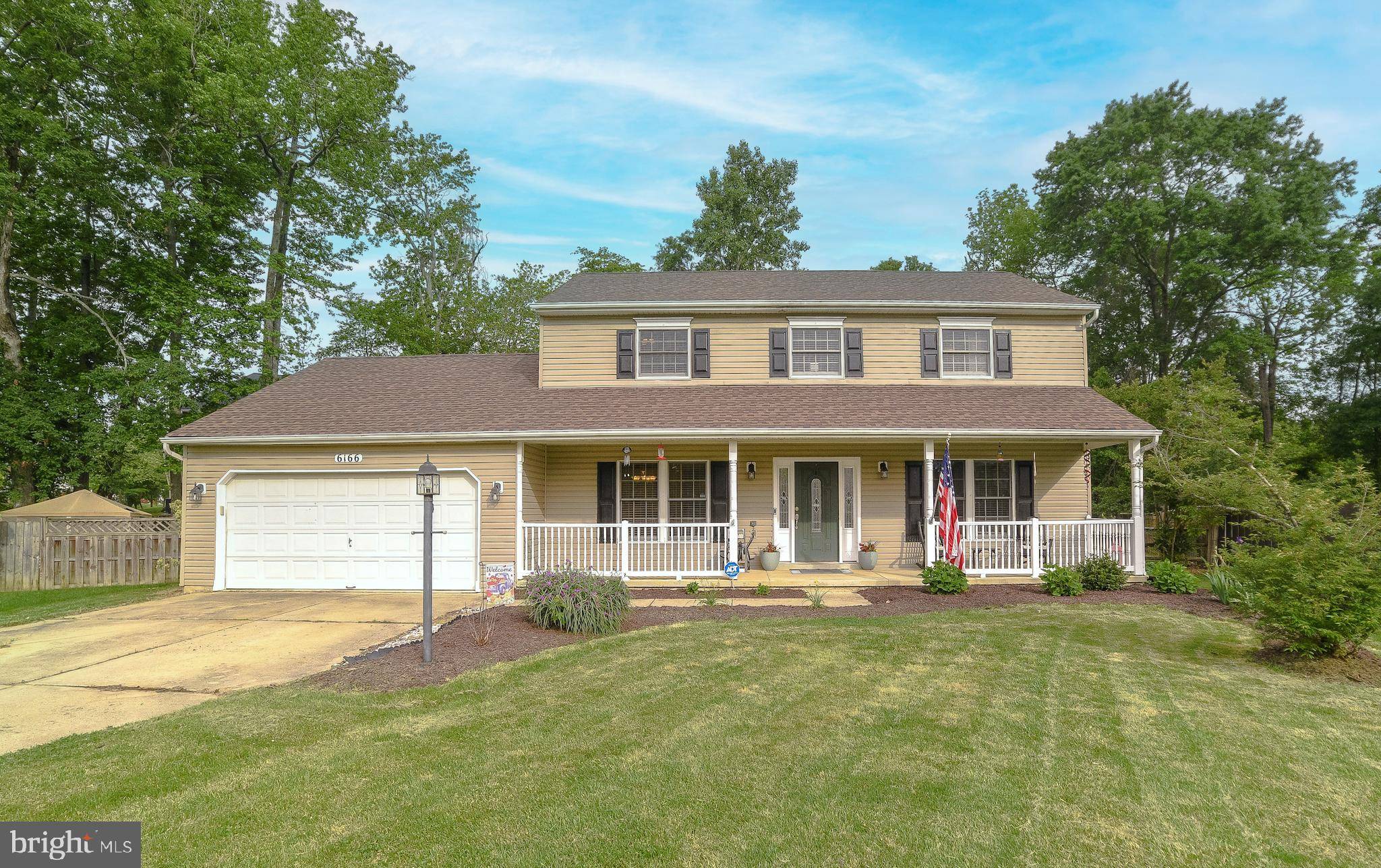 Waldorf, MD 20603,6166 HUMPBACK WHALE CT