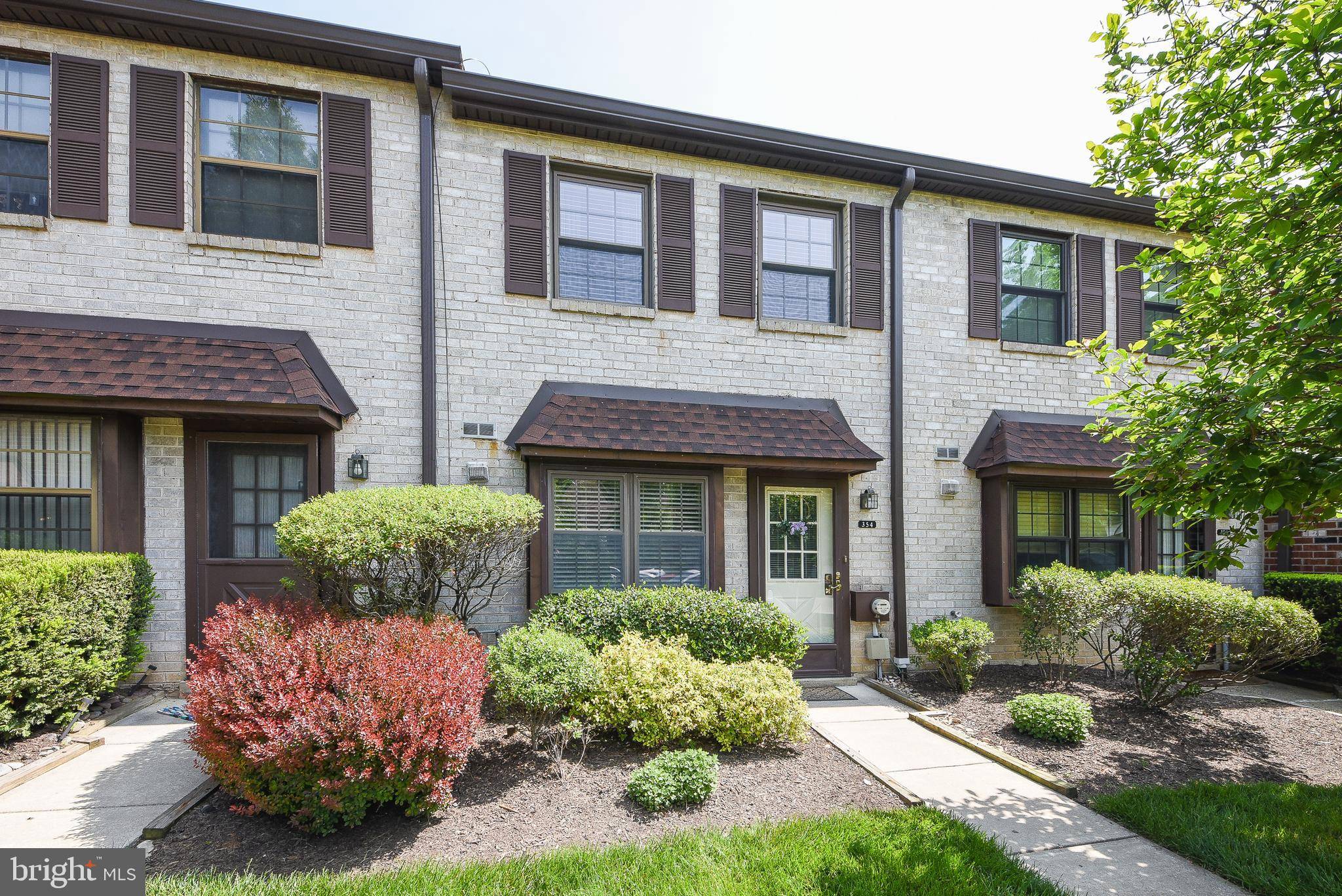 Elkins Park, PA 19027,354 GLEN WAY #354