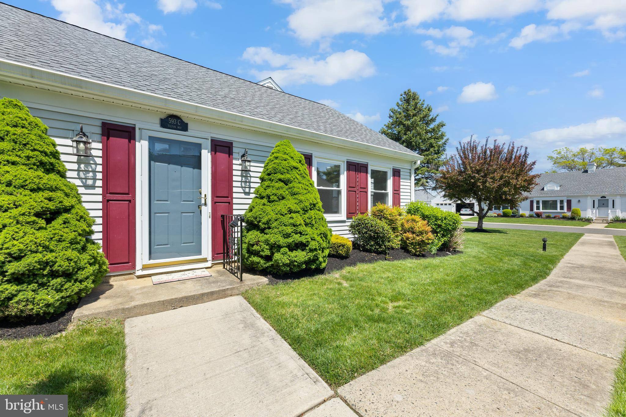 Monroe Township, NJ 08831,593-C TILTON WAY