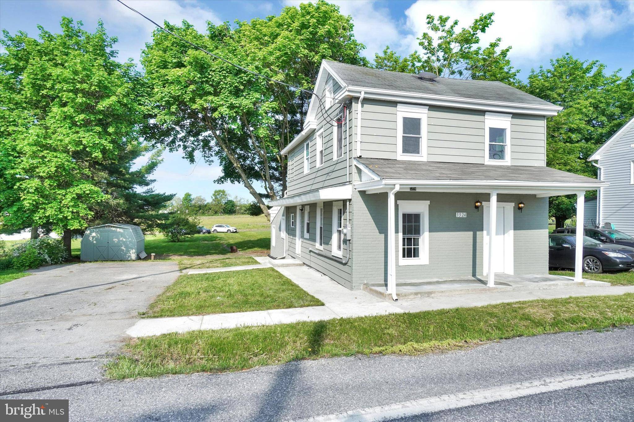 New Oxford, PA 17350,5324 CARLISLE PIKE