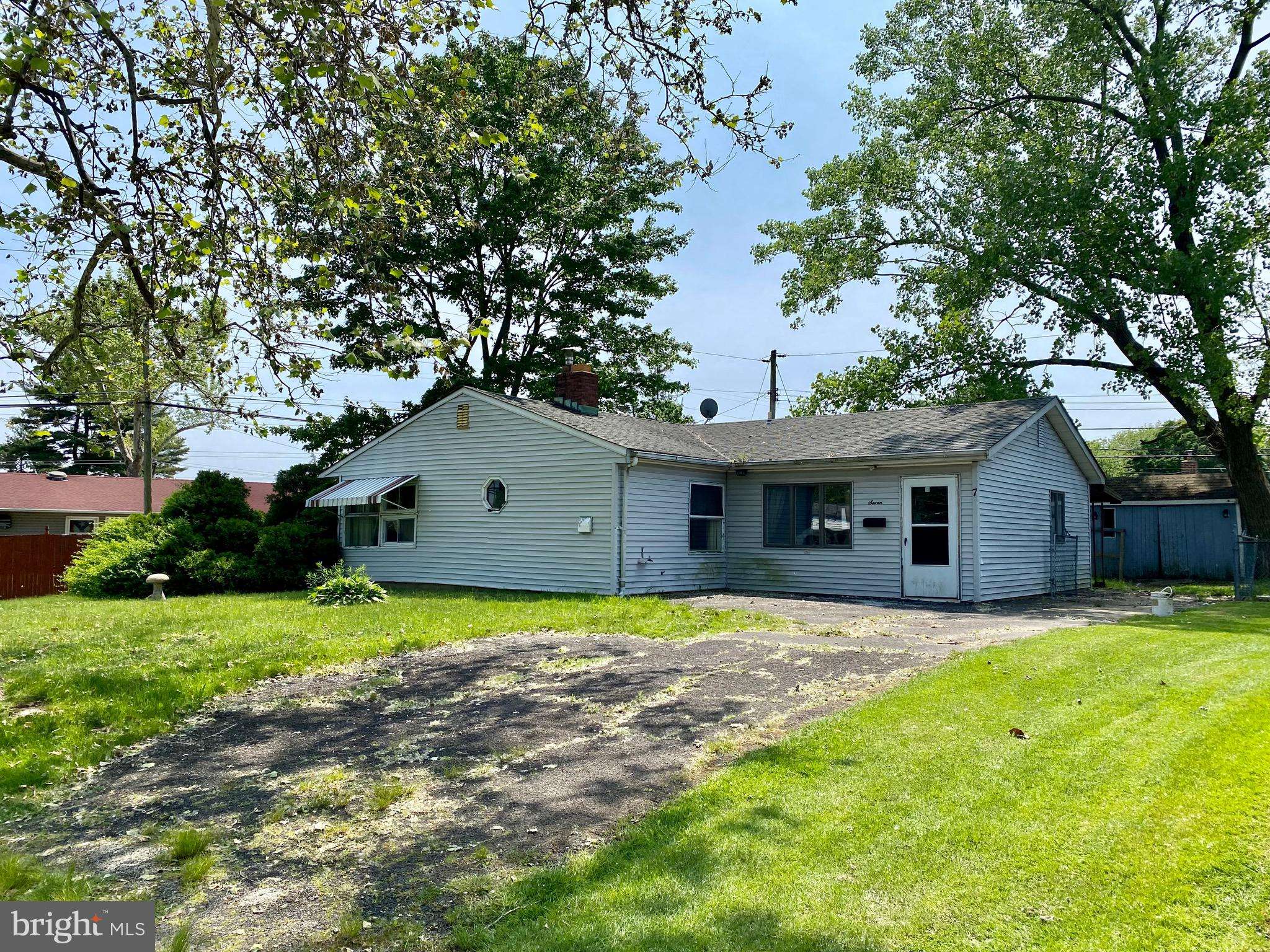 Levittown, PA 19057,7 GENTLE RD