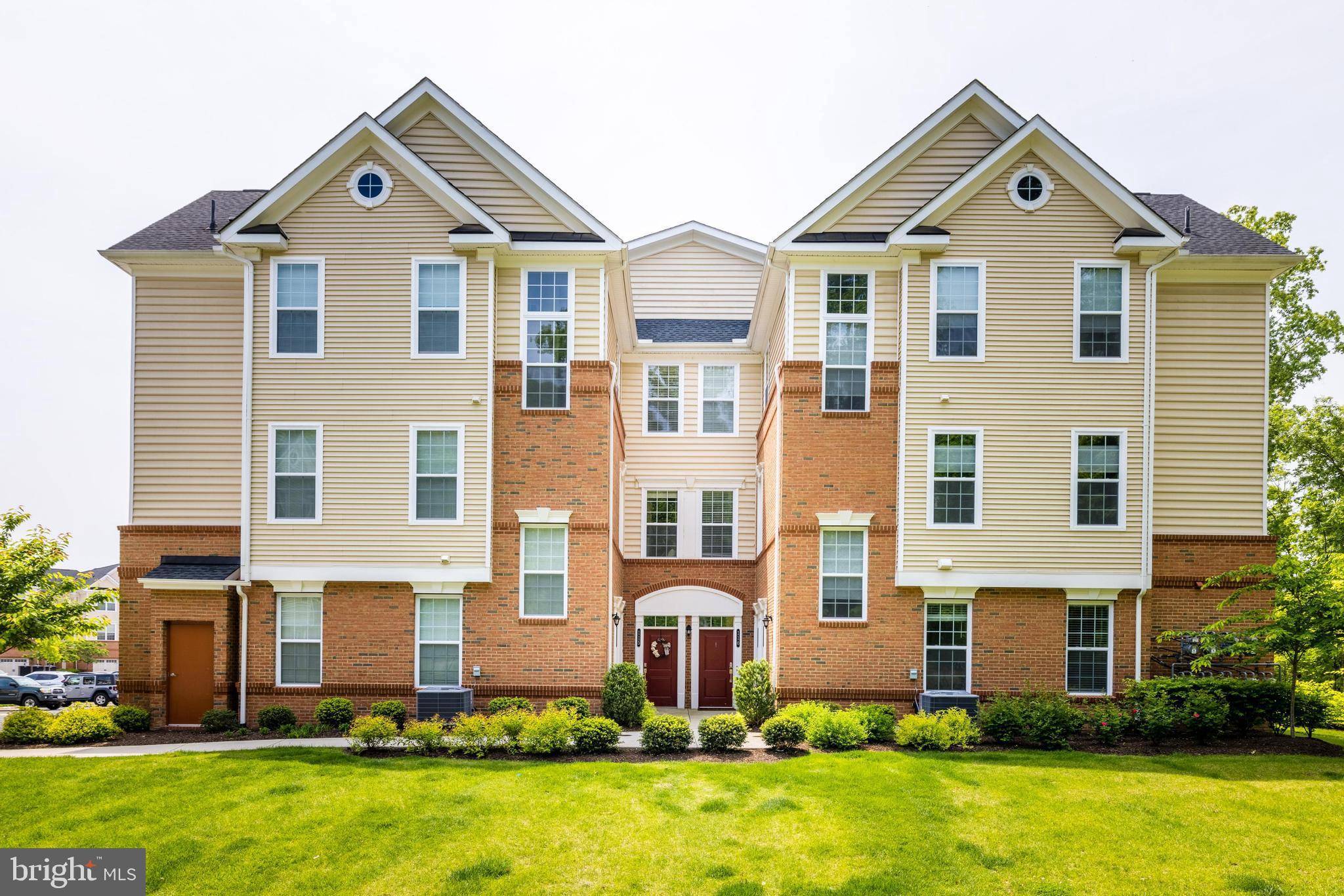 Ashburn, VA 20148,23255 MILLTOWN KNOLL SQ #115