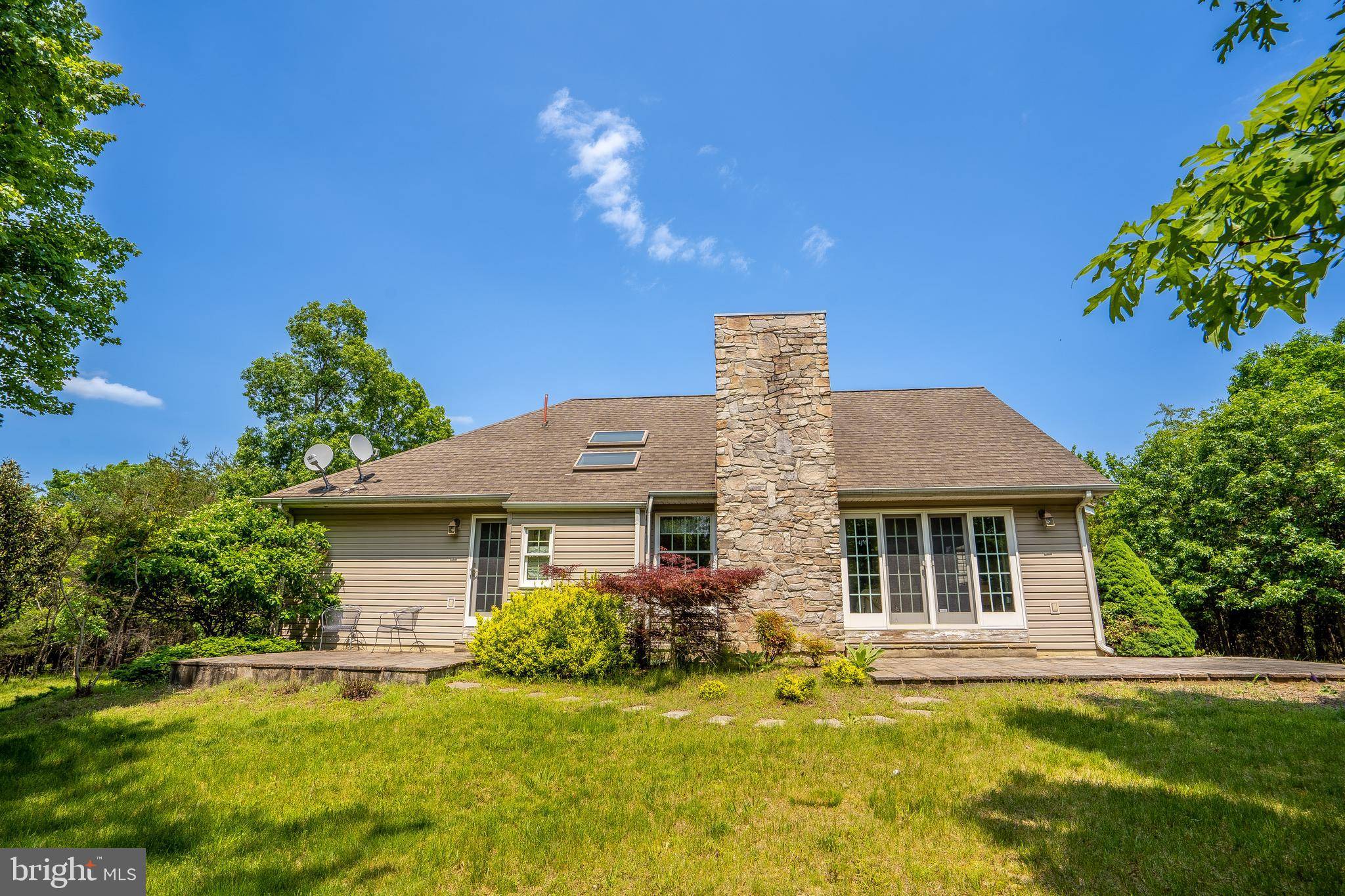 Berkeley Springs, WV 25411,94 MEDFORDS LN