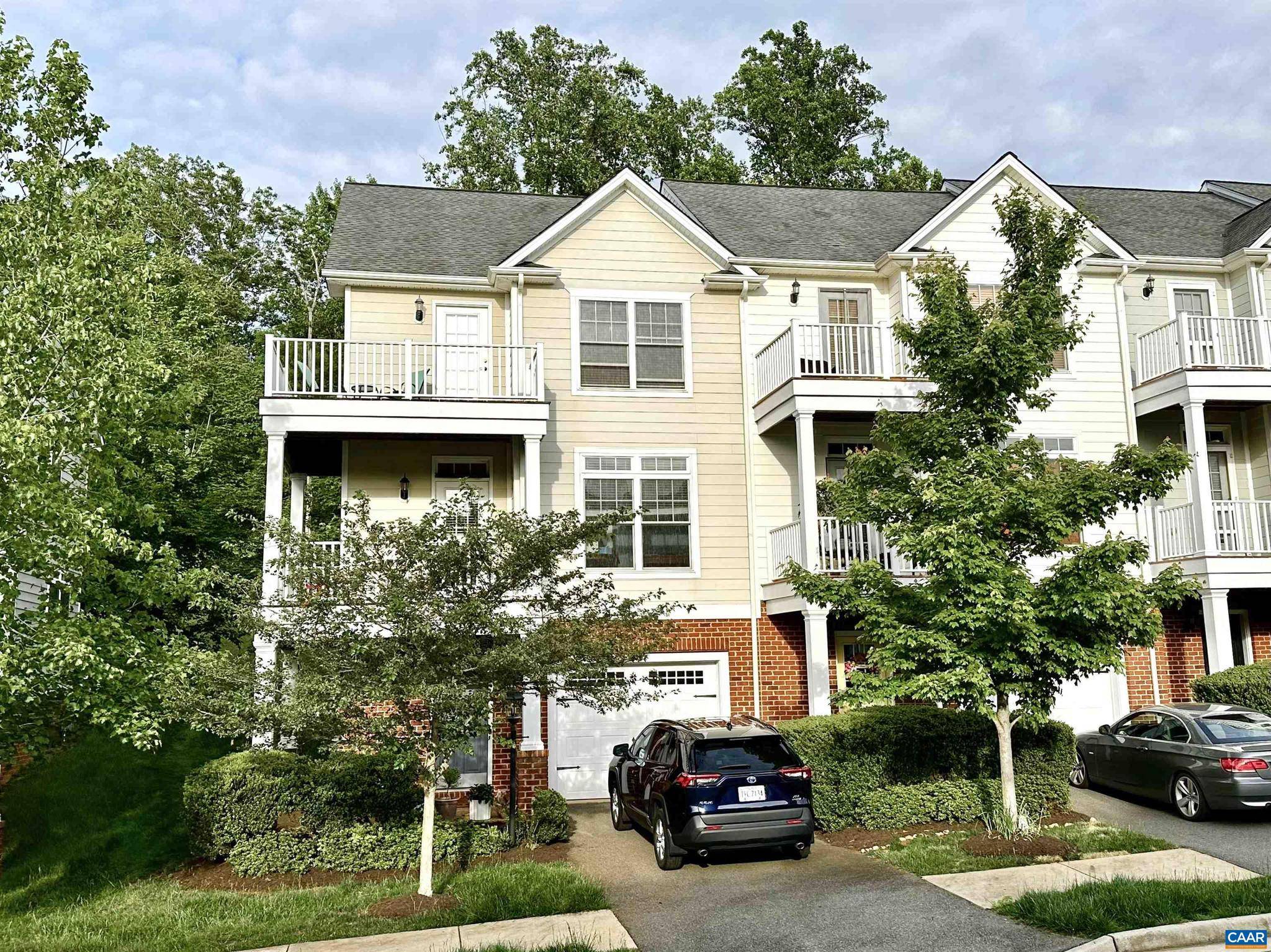 Charlottesville, VA 22911,2162 SARANAC CT