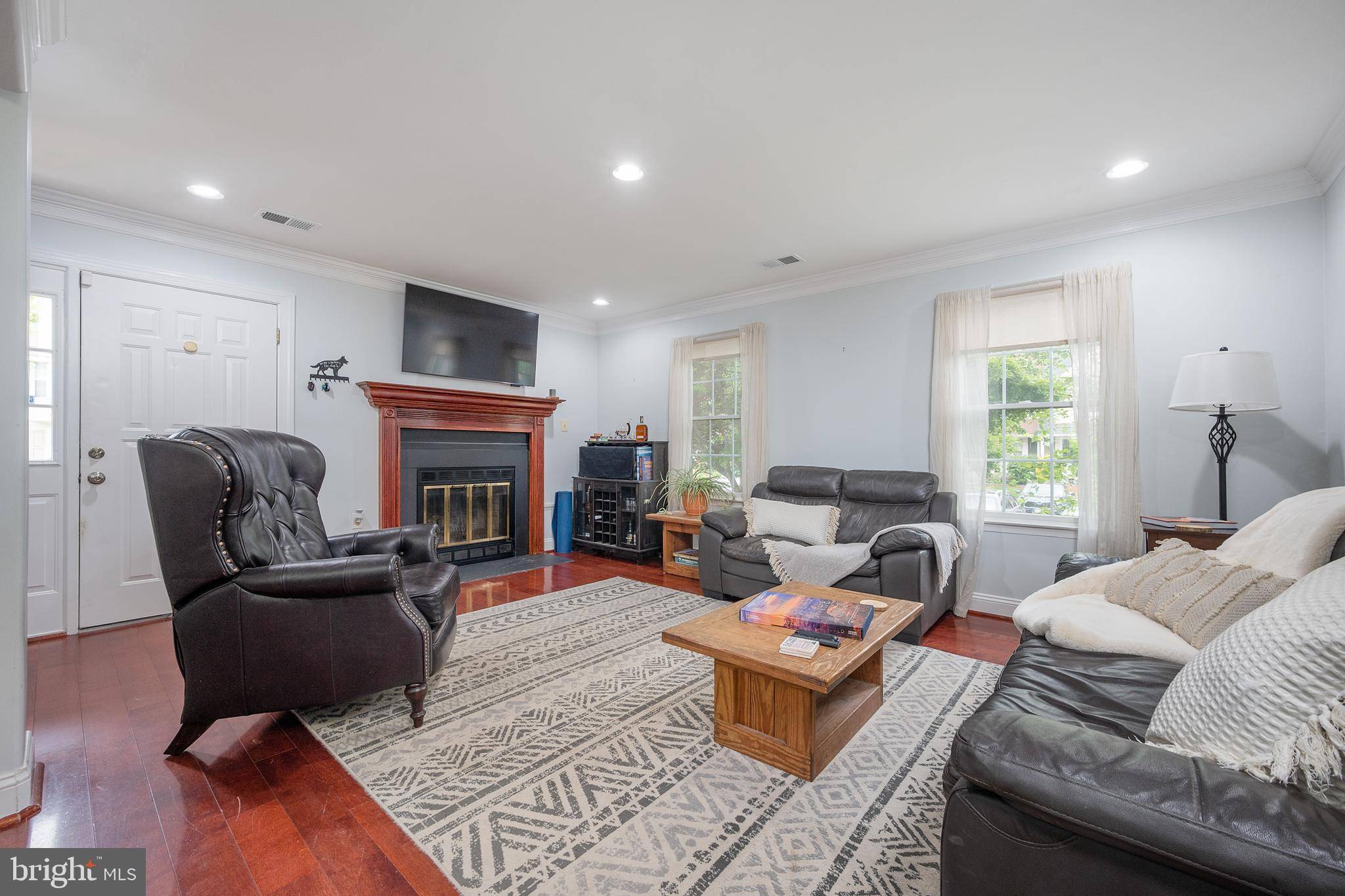 Alexandria, VA 22309,8740 VILLAGE GREEN CT