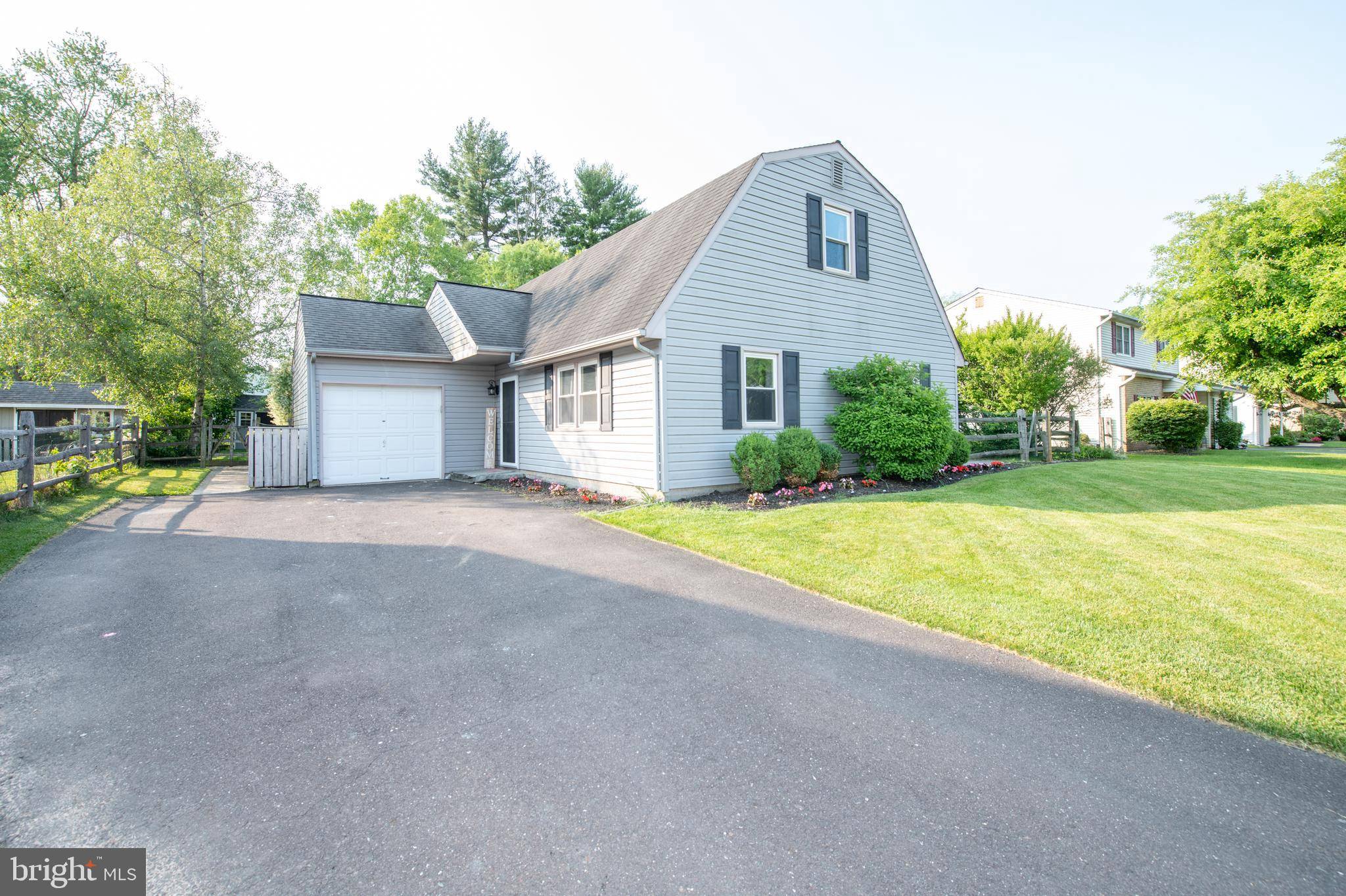 Doylestown, PA 18901,318 PHEASANT RUN DR