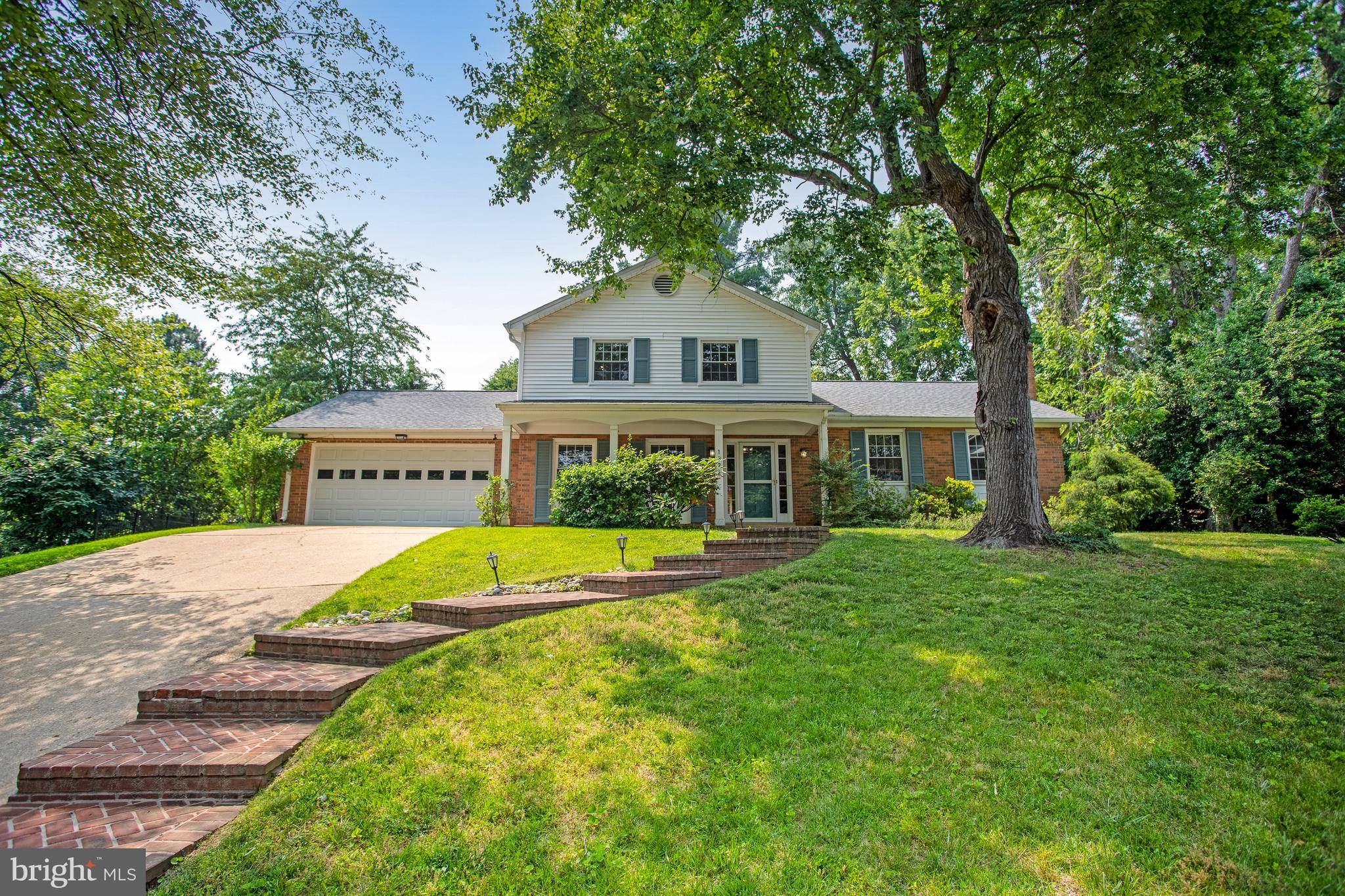 Mclean, VA 22102,1322 BANQUO CT