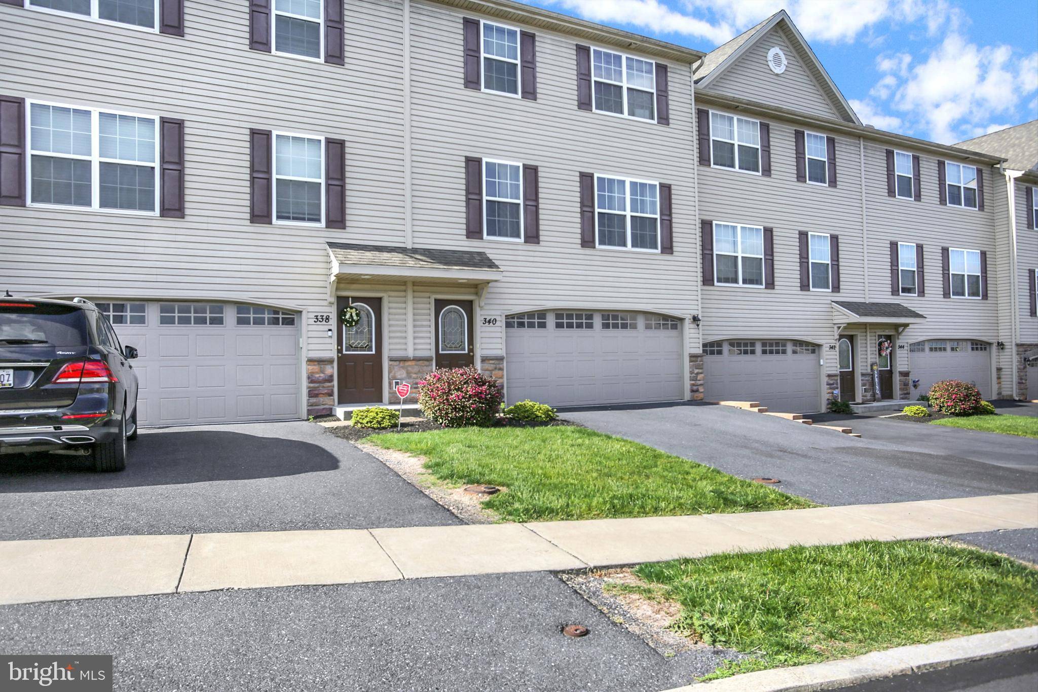 New Cumberland, PA 17070,340 WEATHERSTONE DR #55